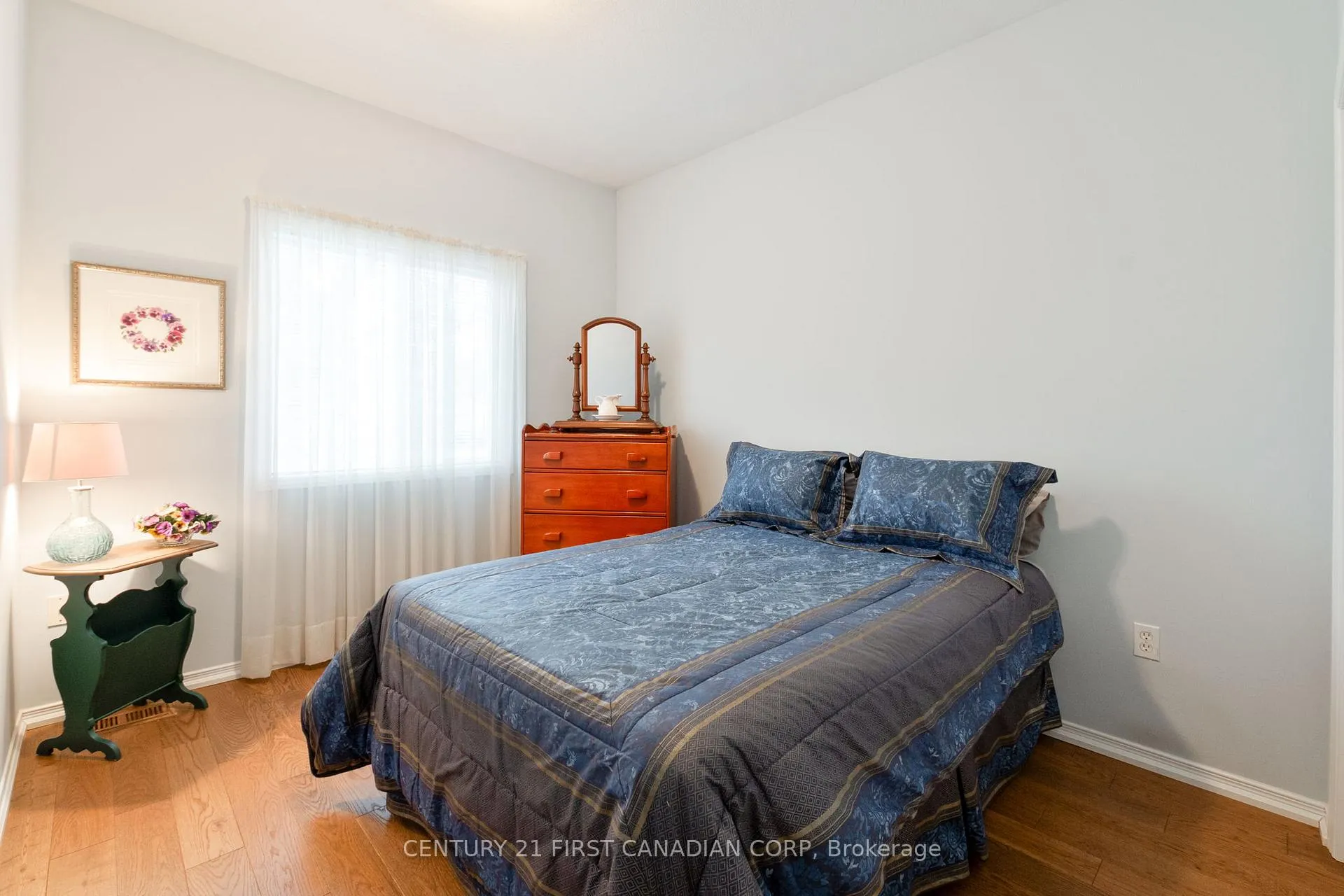 Photo 22 of 54 Willow Crescent, Strathroy-Caradoc, SE — HOMEH
