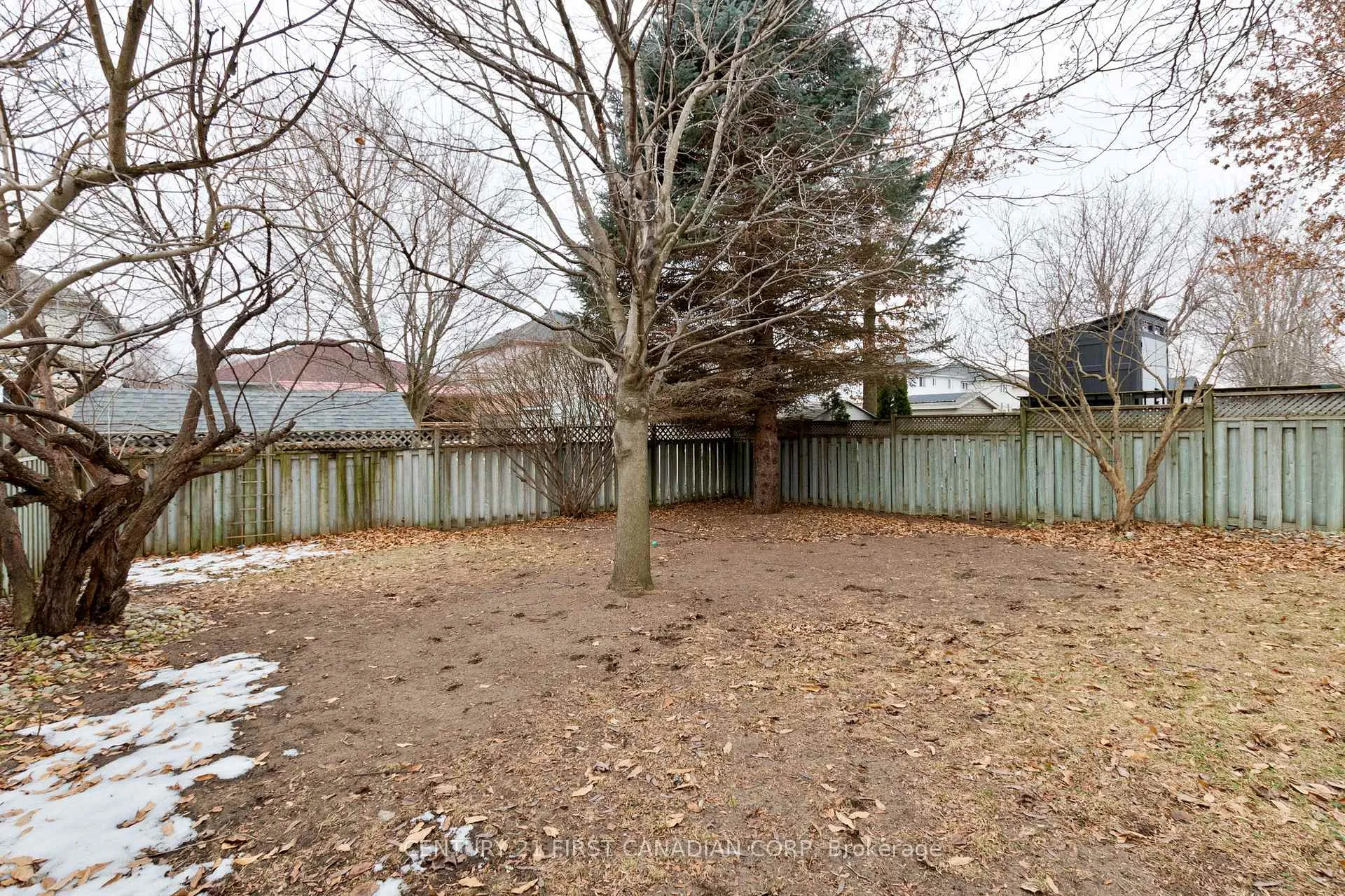 Photo 40 of 54 Willow Crescent, Strathroy-Caradoc, SE — HOMEH