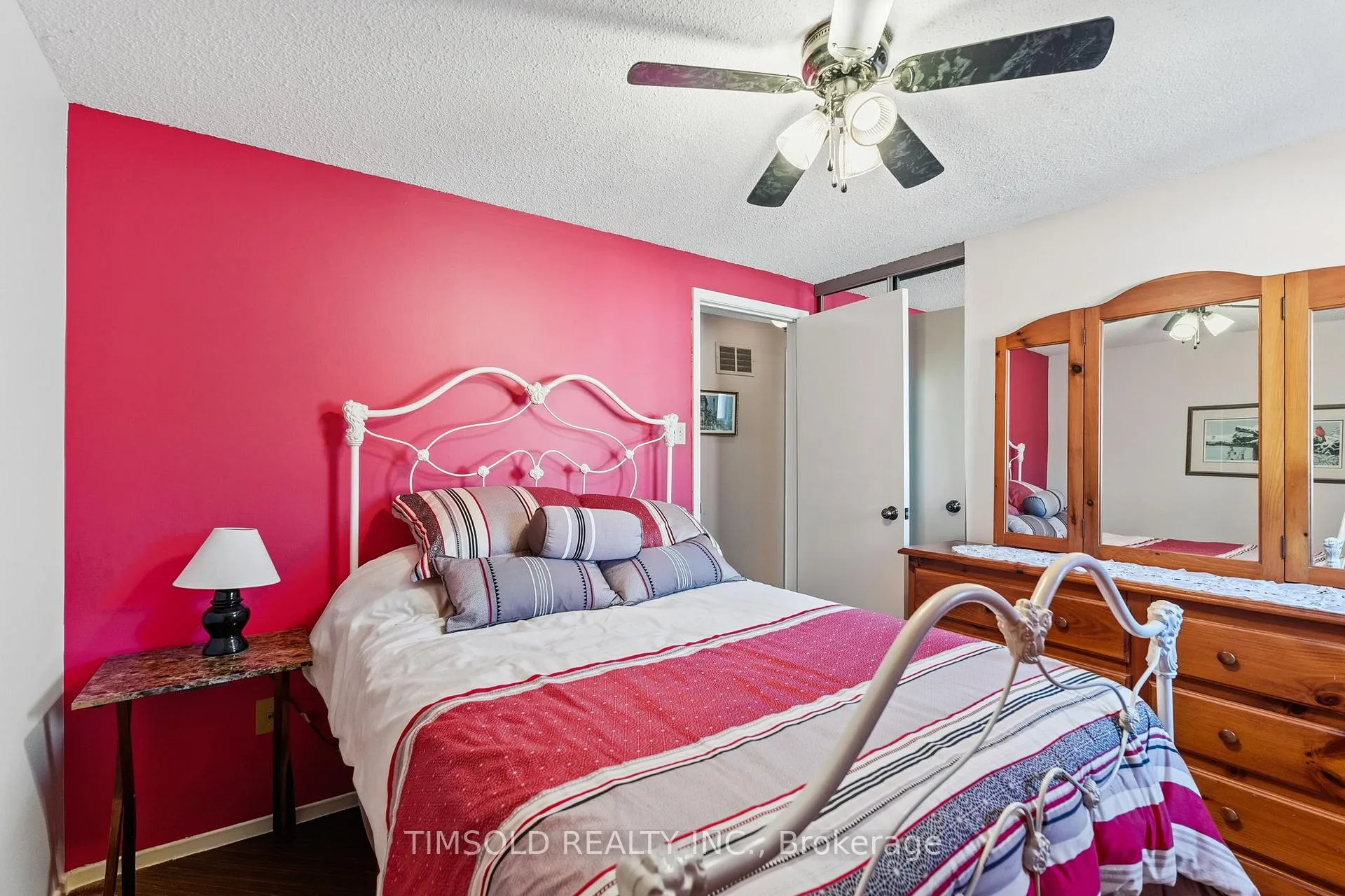 Photo 33 of 50 Kings College Road, Markham, Aileen-Willowbrook — HOMEH