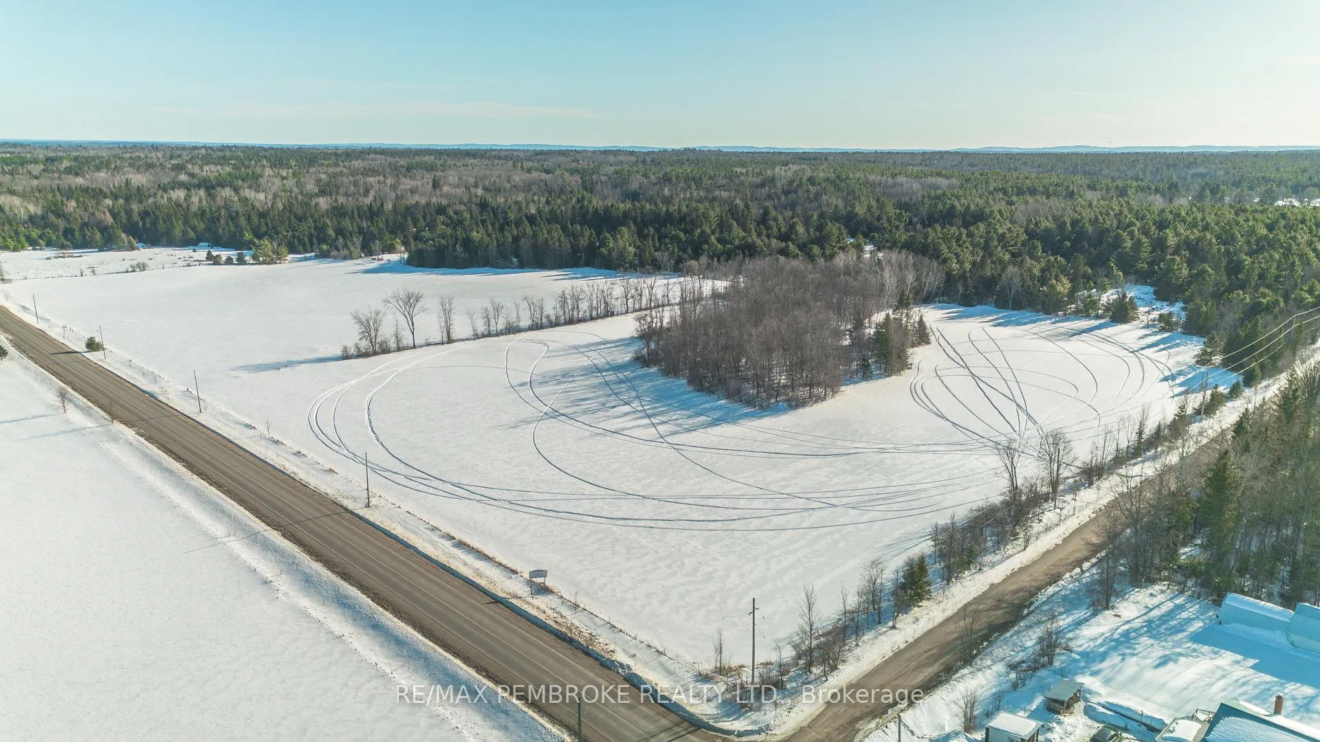 Photo 1 of 1671 Micksburg Road, Admaston/Bromley, Admaston/Bromley — HOMEH