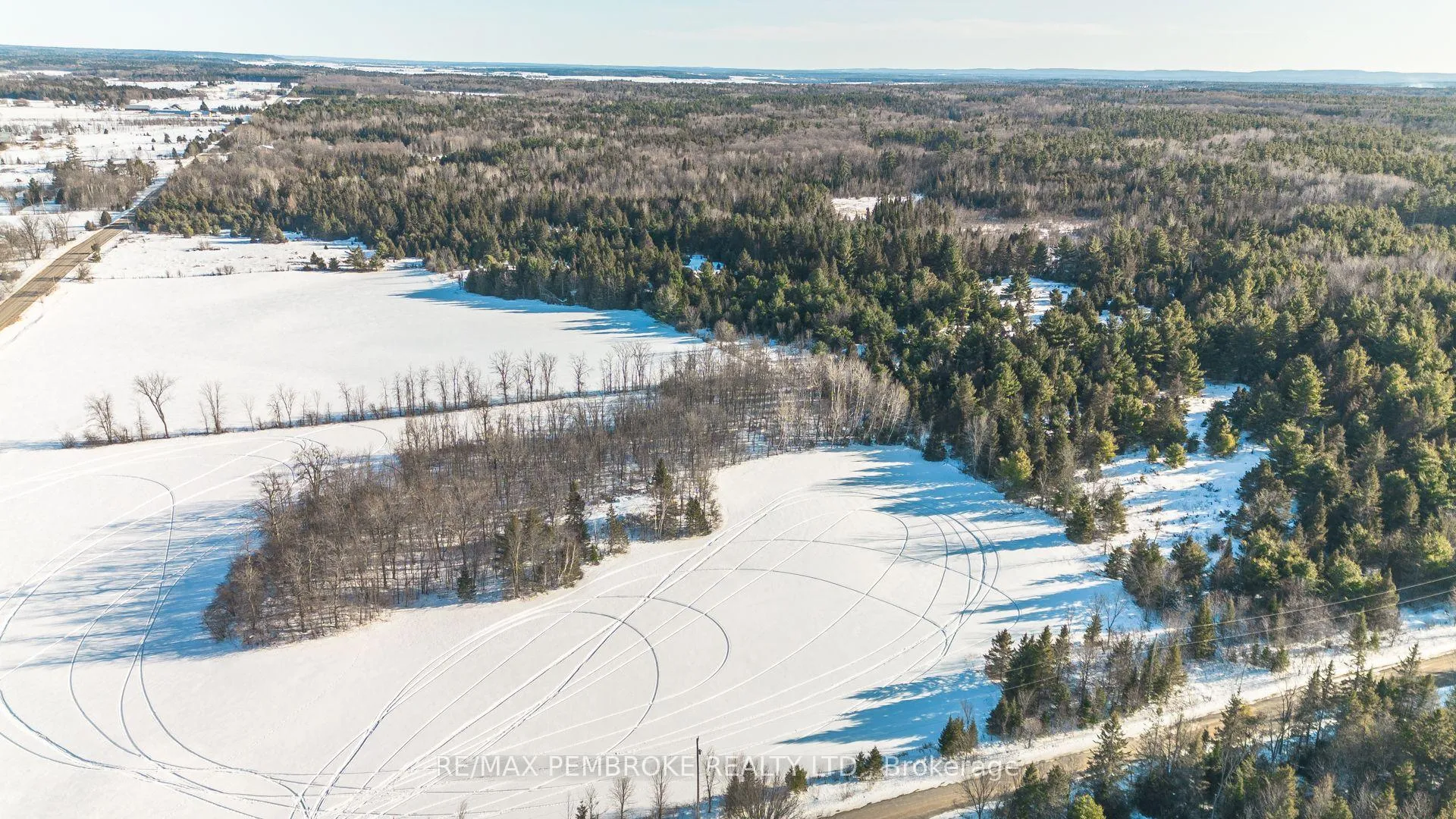 Photo 2 of 1671 Micksburg Road, Admaston/Bromley, Admaston/Bromley — HOMEH