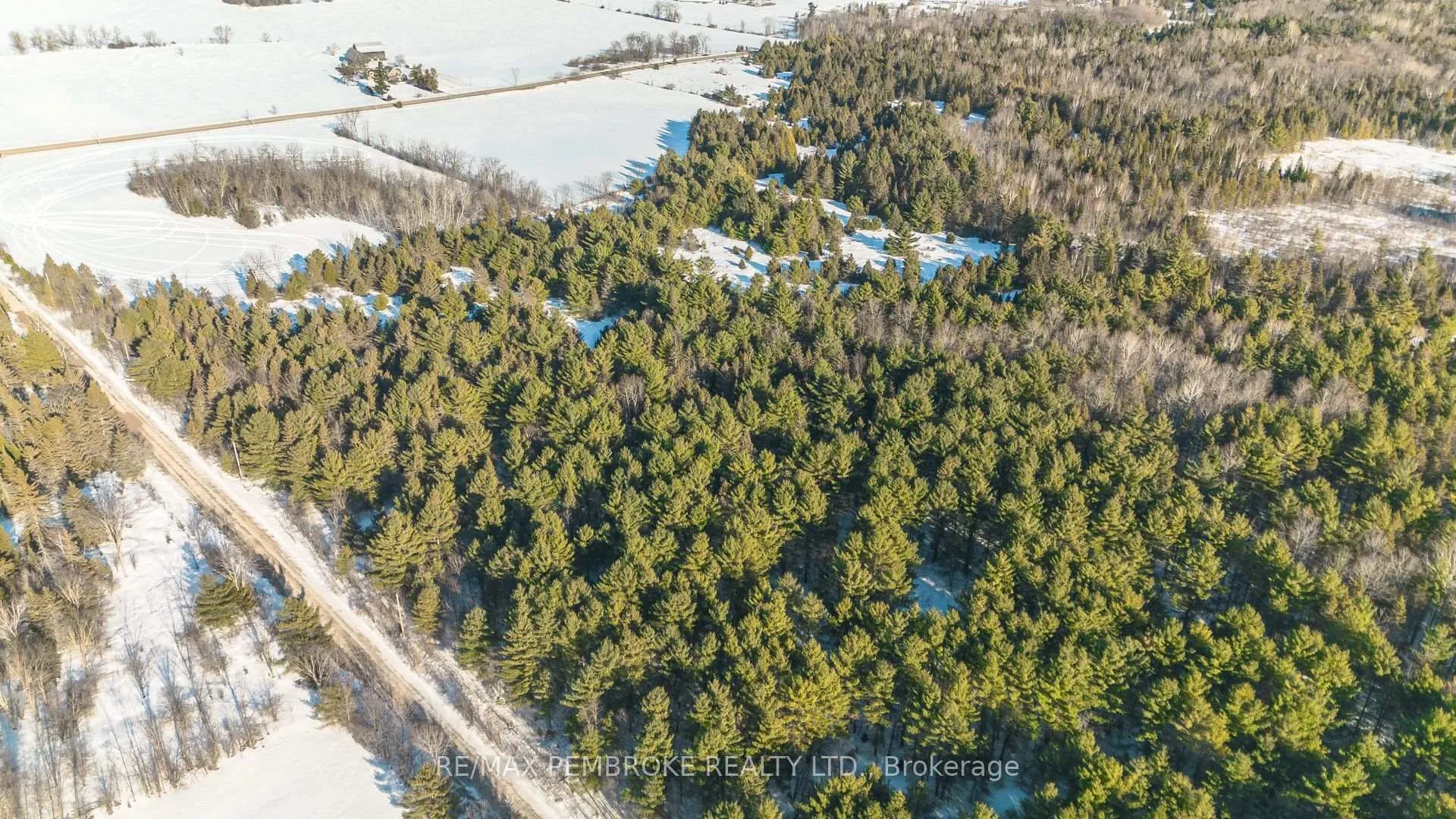 Photo 5 of 1671 Micksburg Road, Admaston/Bromley, Admaston/Bromley — HOMEH