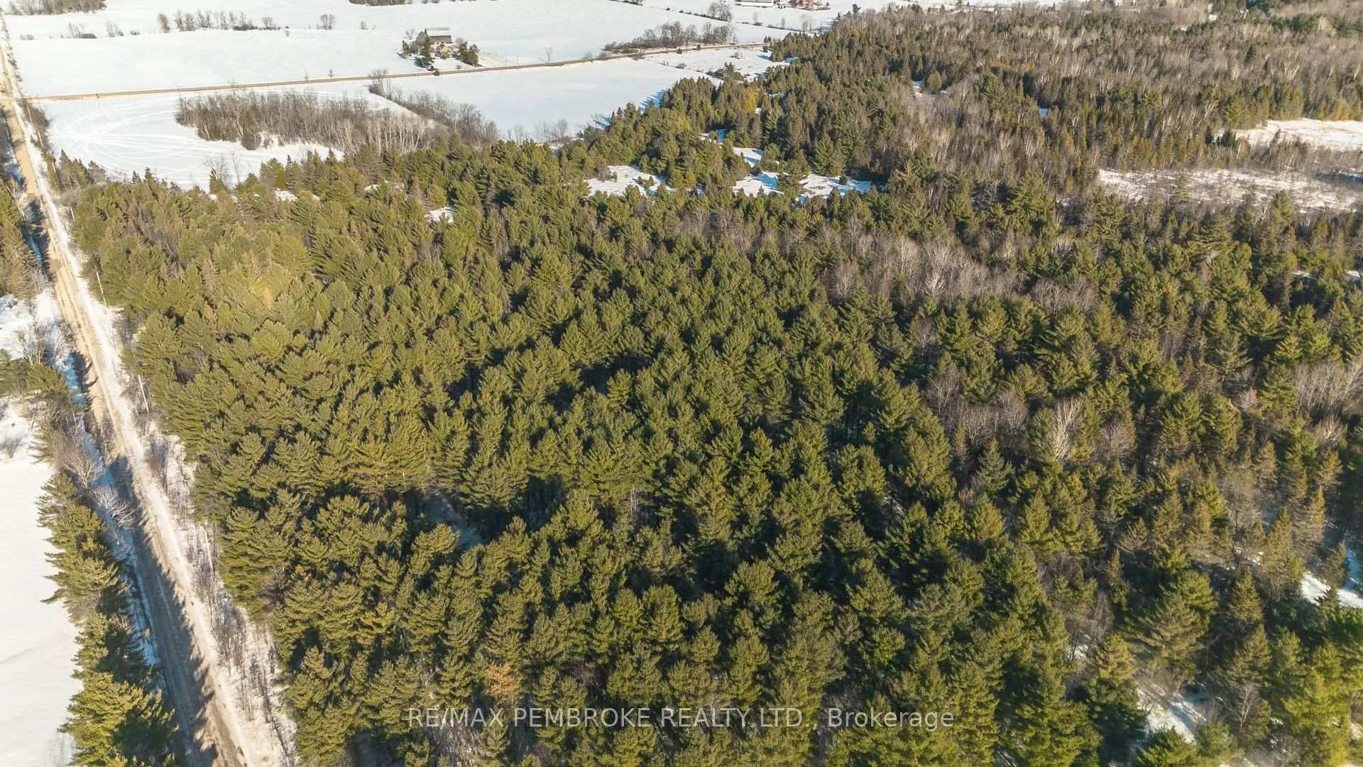 Photo 6 of 1671 Micksburg Road, Admaston/Bromley, Admaston/Bromley — HOMEH