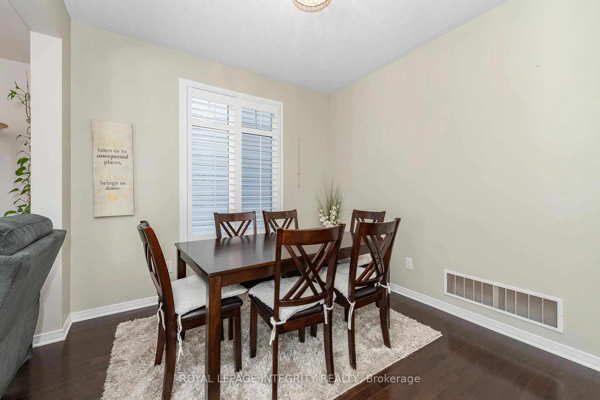 Photo 6 of 528 Rouncey Road, Ottawa, Kanata - Emerald Meadows/Trailwest — HOMEH