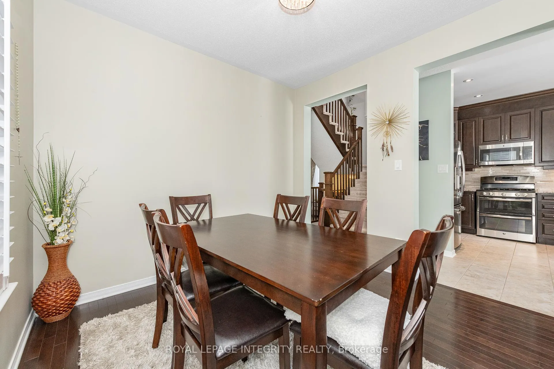 Photo 7 of 528 Rouncey Road, Ottawa, Kanata - Emerald Meadows/Trailwest — HOMEH