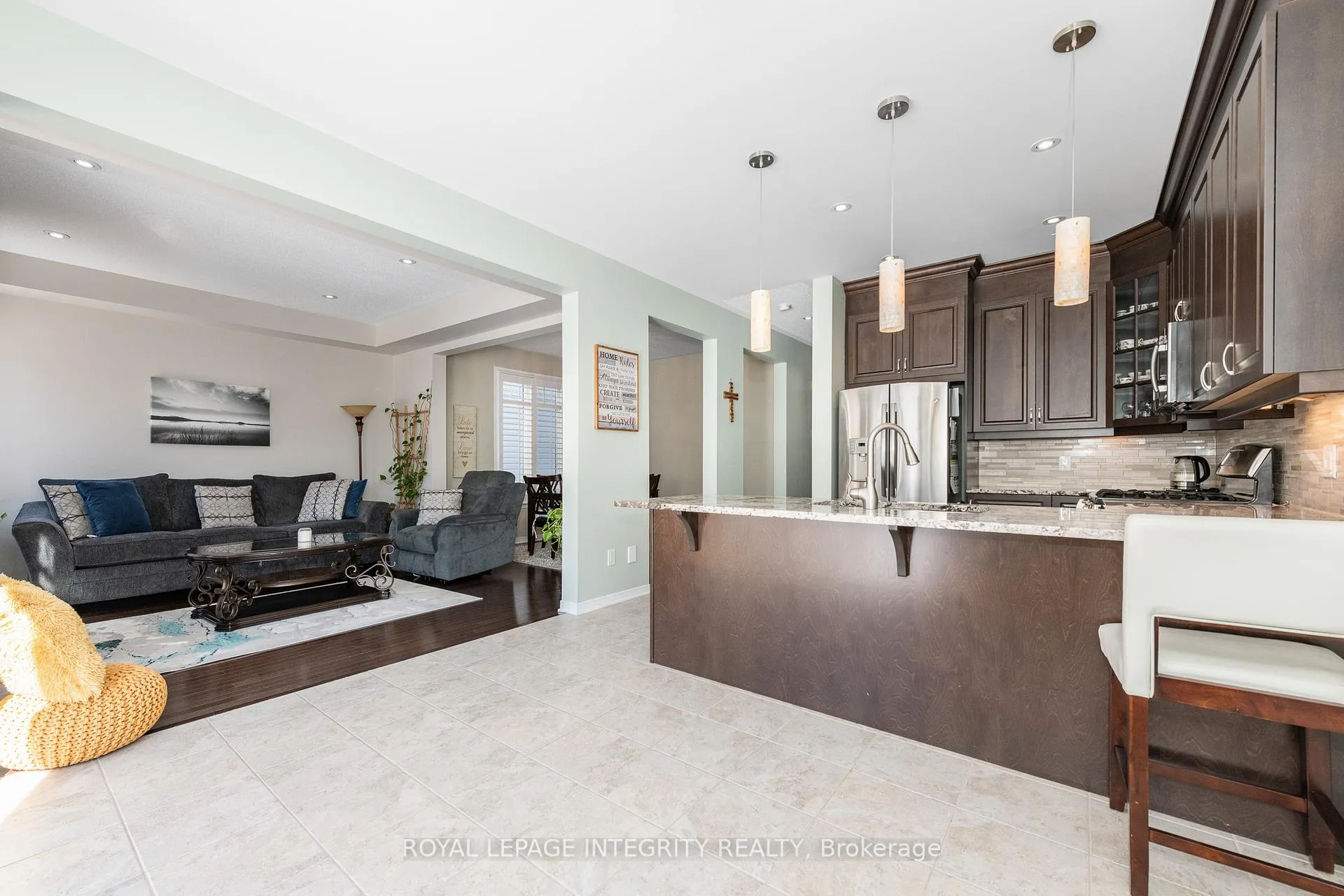 Photo 14 of 528 Rouncey Road, Ottawa, Kanata - Emerald Meadows/Trailwest — HOMEH