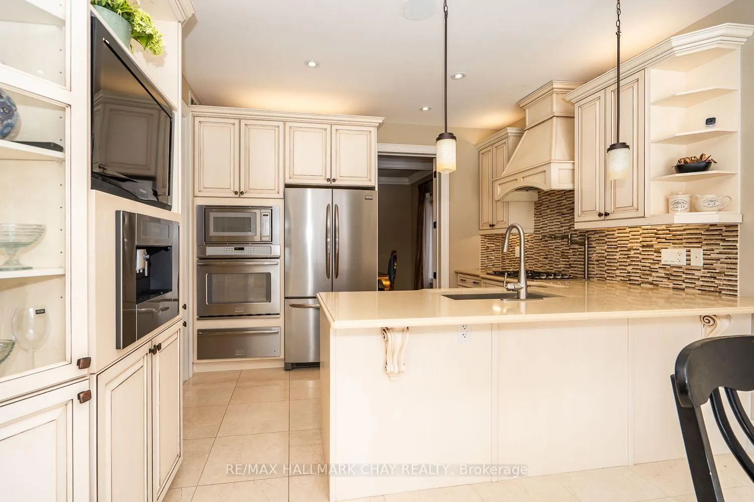 Photo 17 of 230 King Street S, New Tecumseth, Alliston — HOMEH
