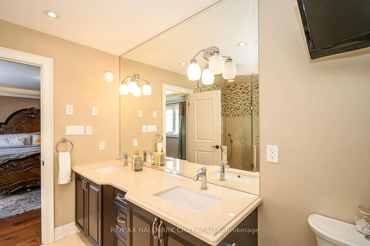 Photo 33 of 230 King Street S, New Tecumseth, Alliston — HOMEH