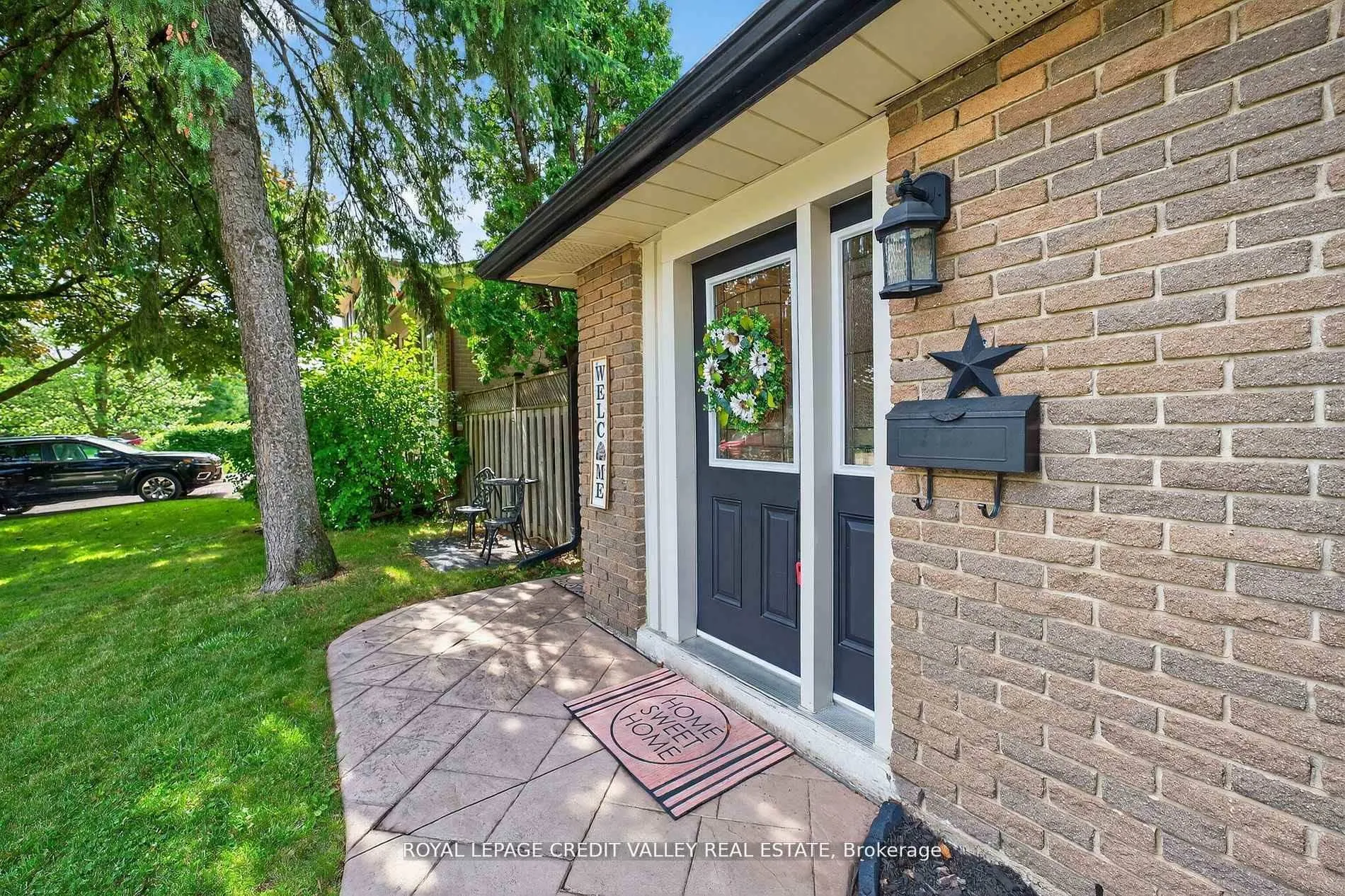 Photo 6 of 24 Willis Drive, Brampton, Brampton East — HOMEH