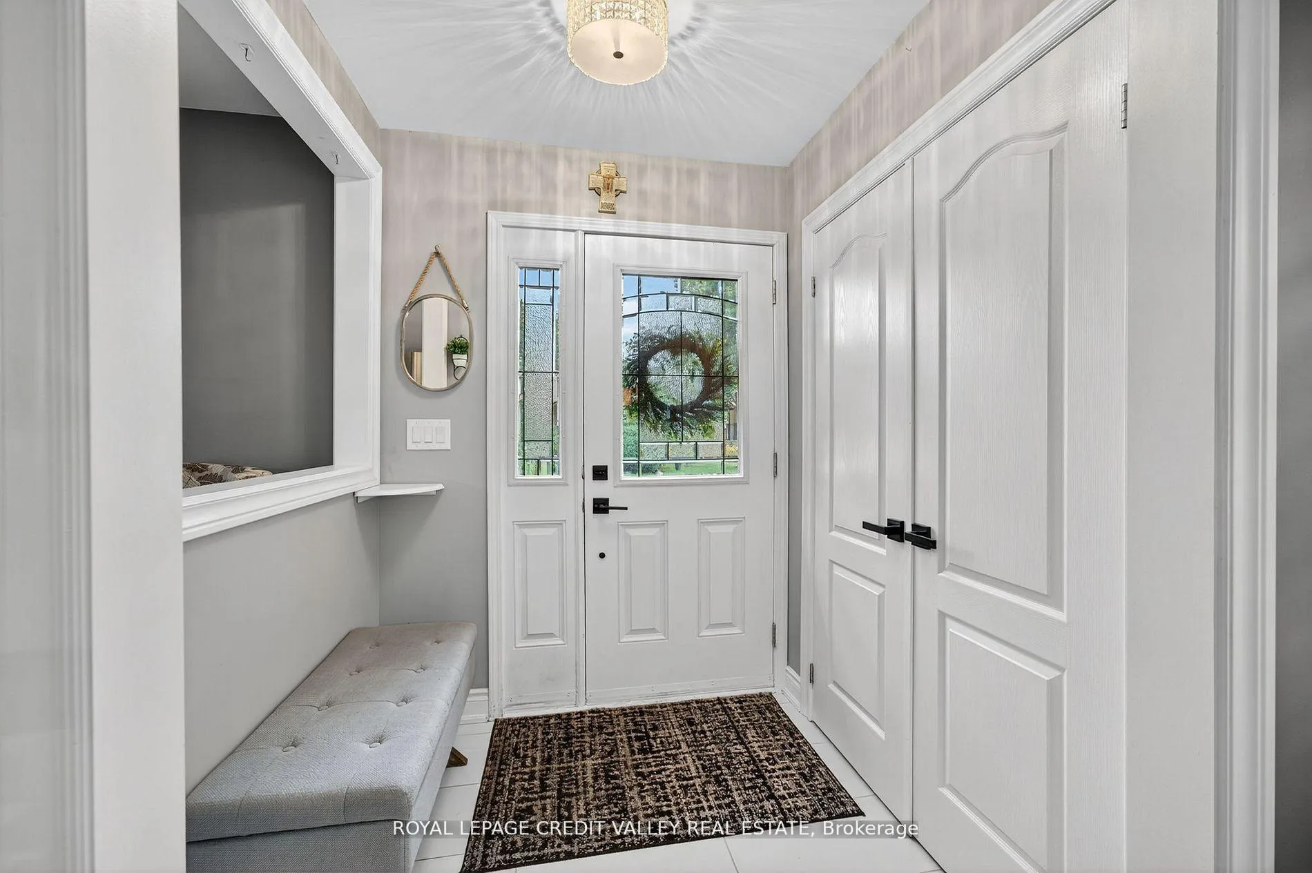 Photo 8 of 24 Willis Drive, Brampton, Brampton East — HOMEH