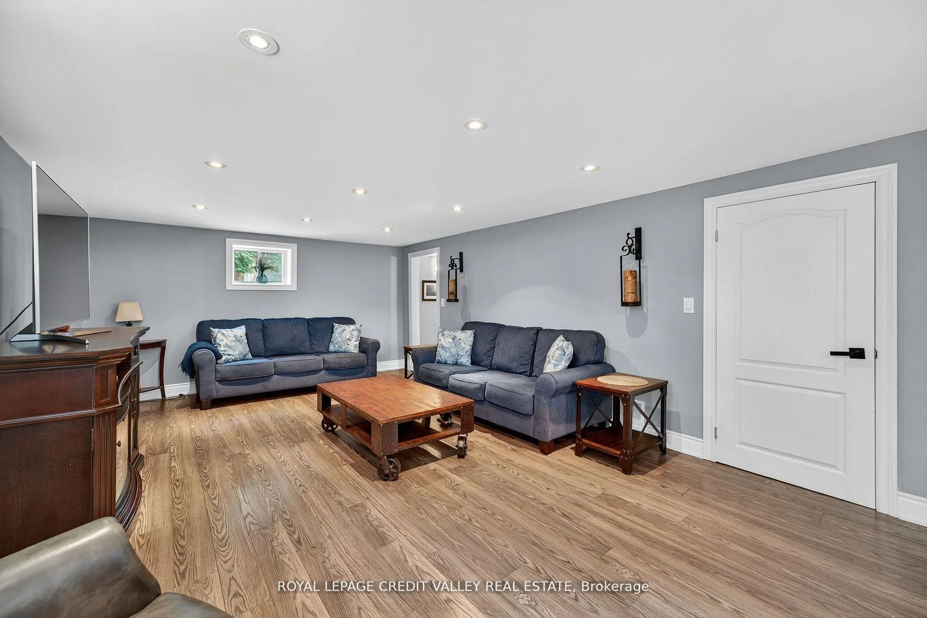 Photo 31 of 24 Willis Drive, Brampton, Brampton East — HOMEH