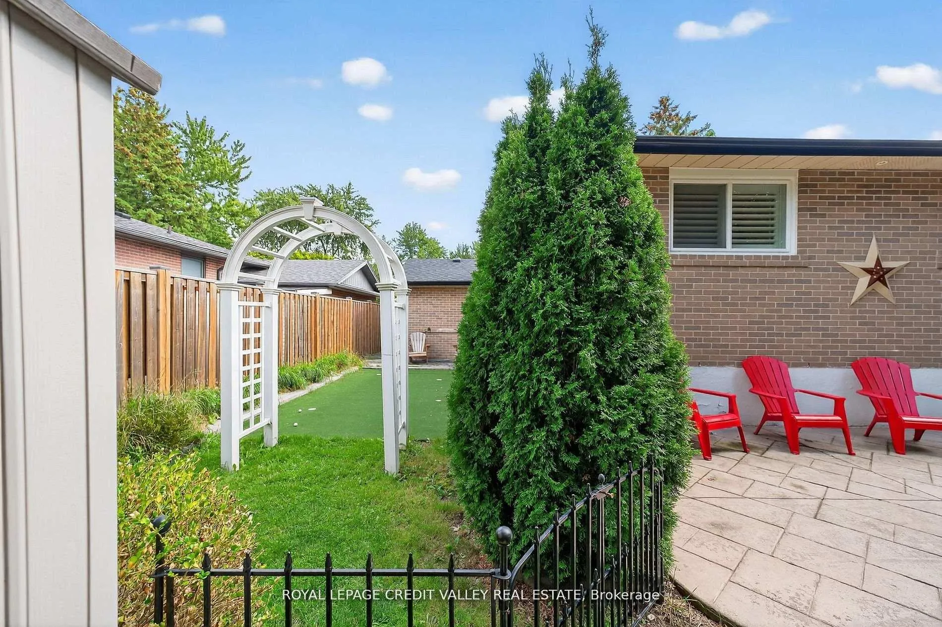 Photo 47 of 24 Willis Drive, Brampton, Brampton East — HOMEH