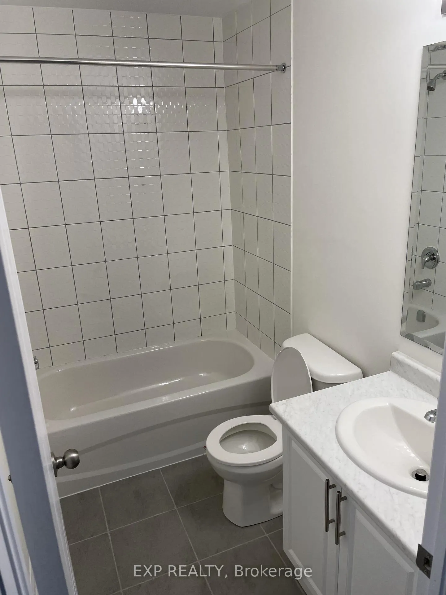 Photo 17 of Unit 39, 383 Dundas Street E, Hamilton, Waterdown — HOMEH