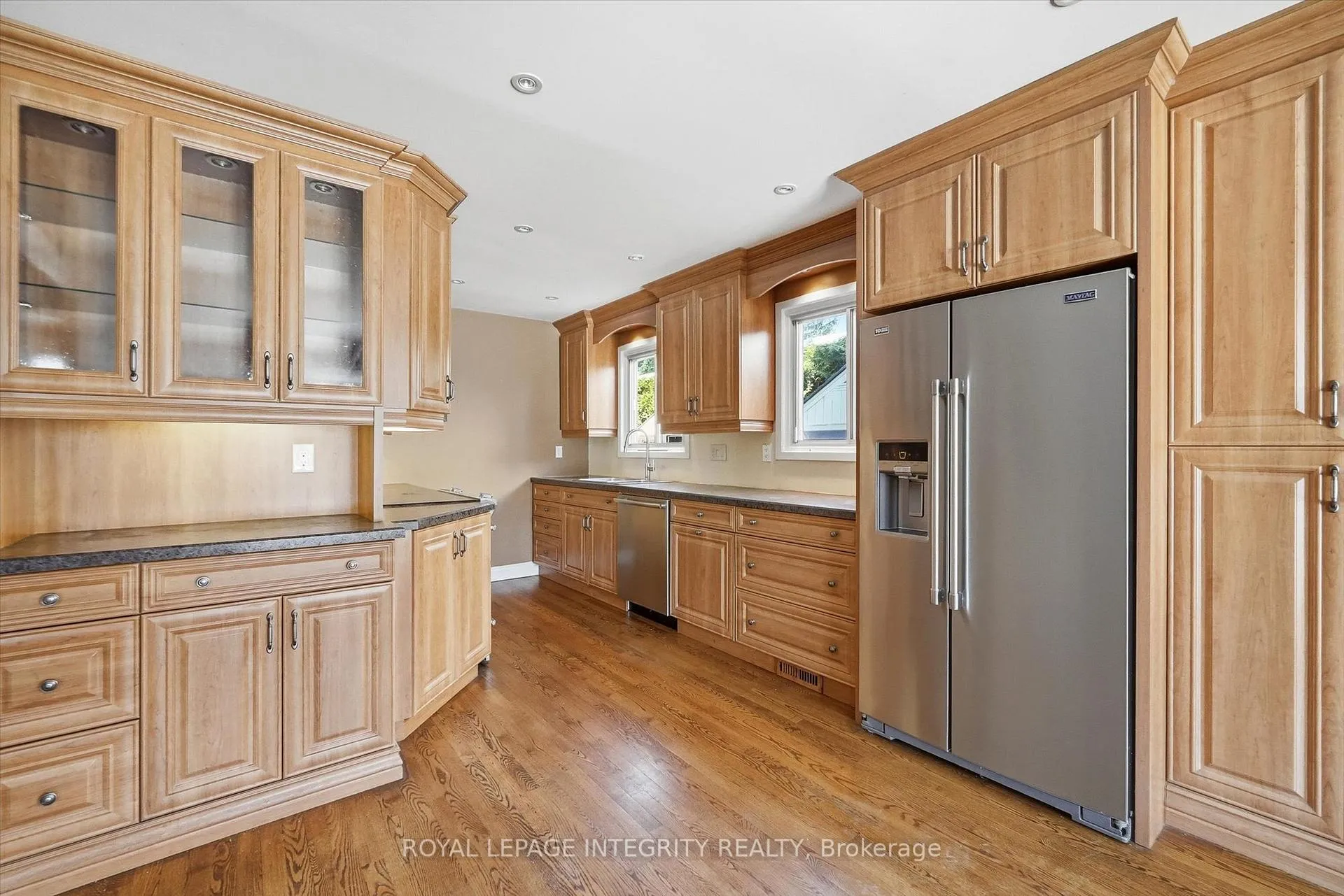 Photo 11 of 1735 Bonaventure Terrace, Ottawa, Convent Glen South — HOMEH