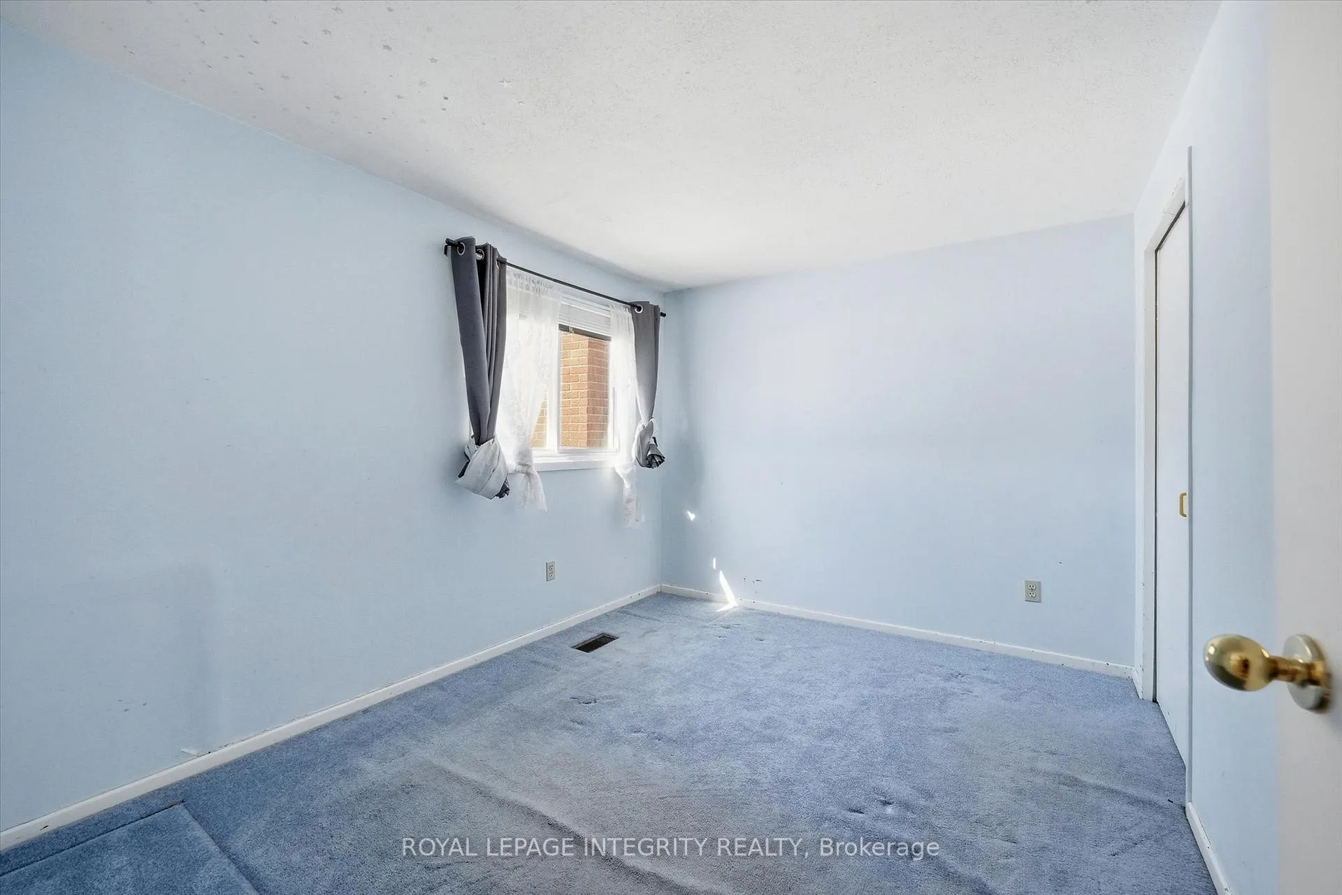 Photo 20 of 1735 Bonaventure Terrace, Ottawa, Convent Glen South — HOMEH