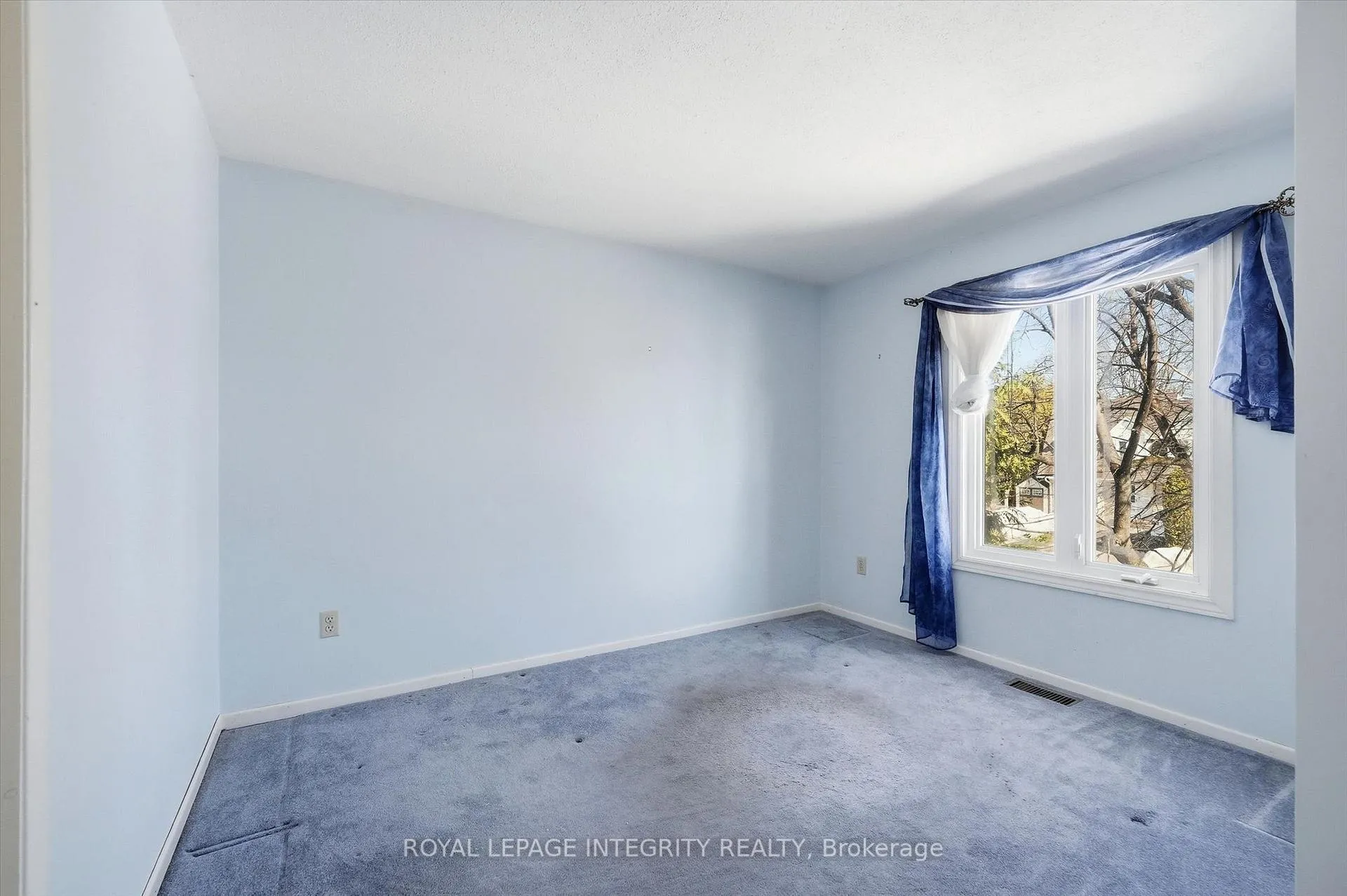 Photo 22 of 1735 Bonaventure Terrace, Ottawa, Convent Glen South — HOMEH