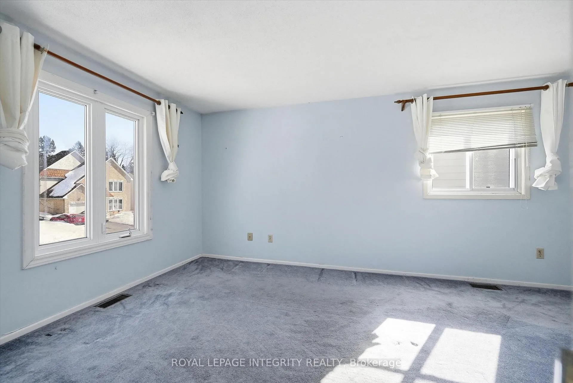 Photo 24 of 1735 Bonaventure Terrace, Ottawa, Convent Glen South — HOMEH