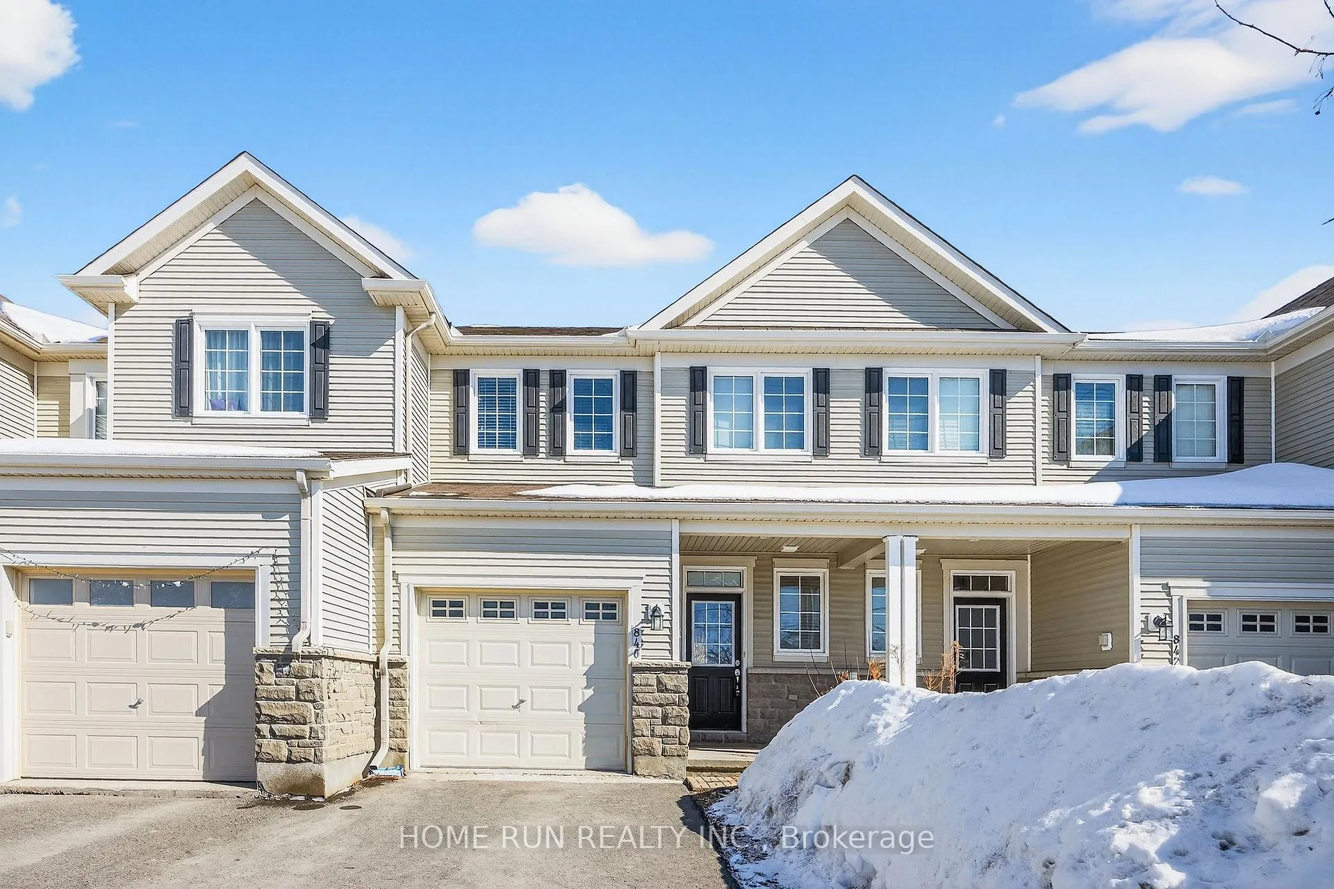 Photo 2 of 840 Kennacraig Private, Ottawa, Barrhaven - Stonebridge — HOMEH