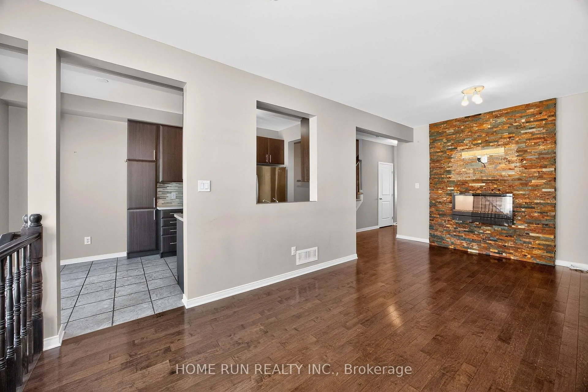 Photo 6 of 840 Kennacraig Private, Ottawa, Barrhaven - Stonebridge — HOMEH