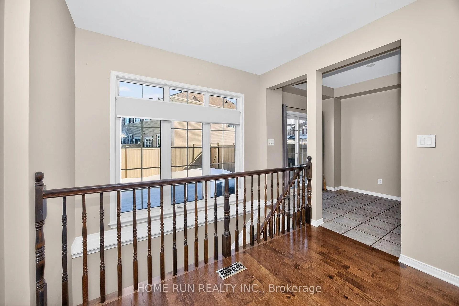 Photo 10 of 840 Kennacraig Private, Ottawa, Barrhaven - Stonebridge — HOMEH