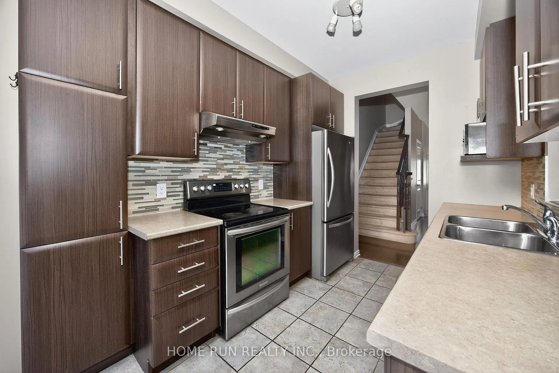 Photo 12 of 840 Kennacraig Private, Ottawa, Barrhaven - Stonebridge — HOMEH