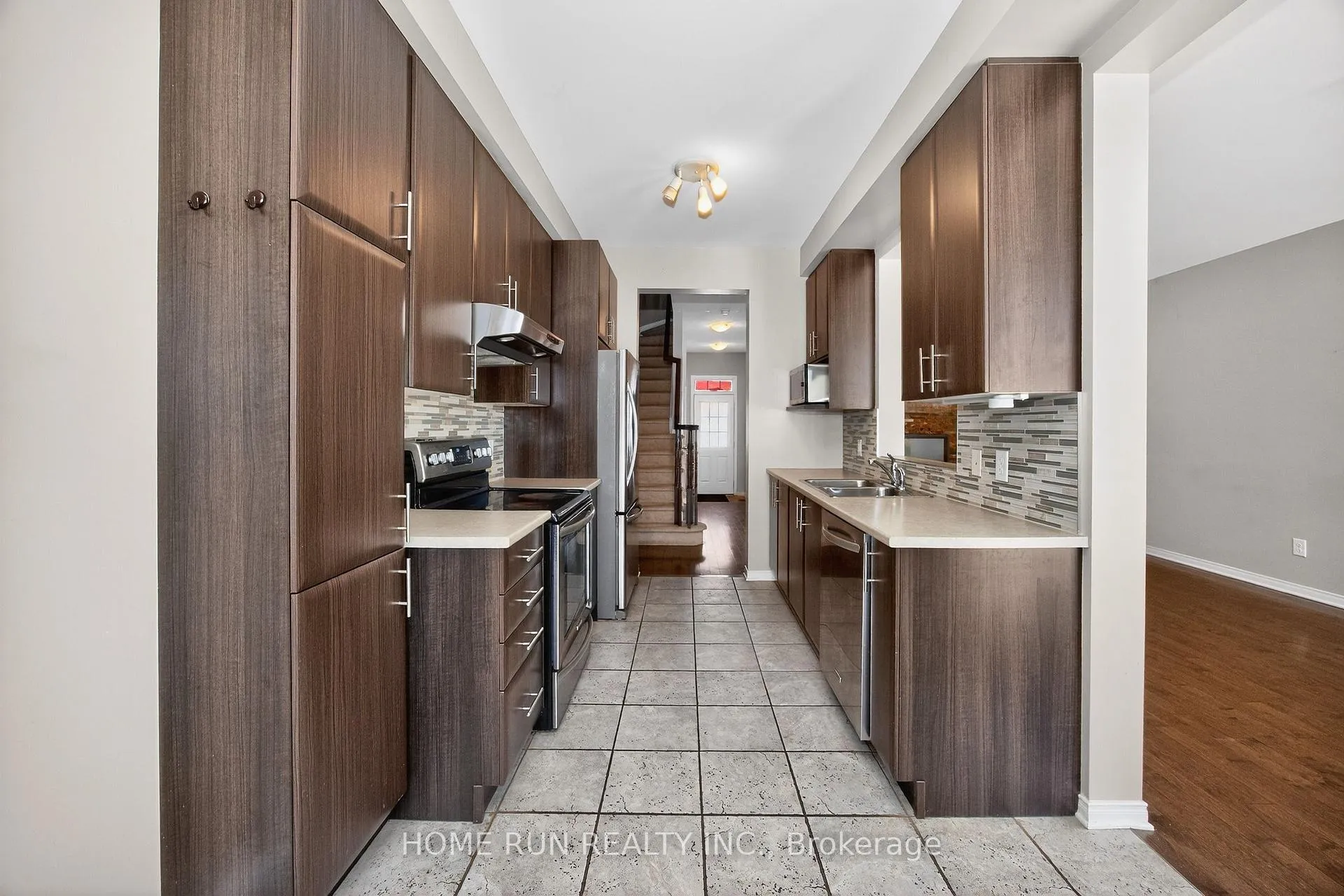 Photo 18 of 840 Kennacraig Private, Ottawa, Barrhaven - Stonebridge — HOMEH