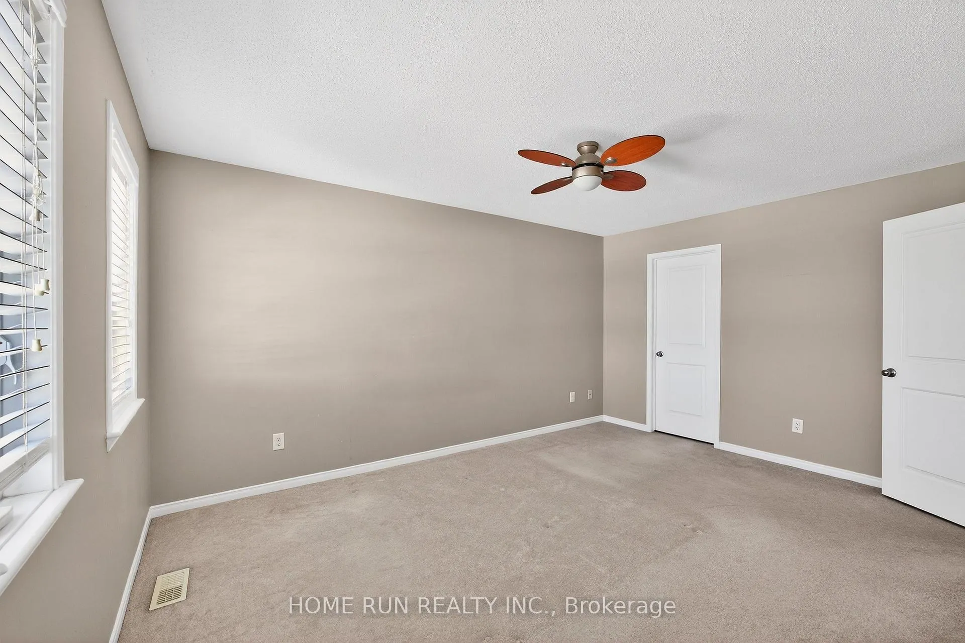 Photo 30 of 840 Kennacraig Private, Ottawa, Barrhaven - Stonebridge — HOMEH