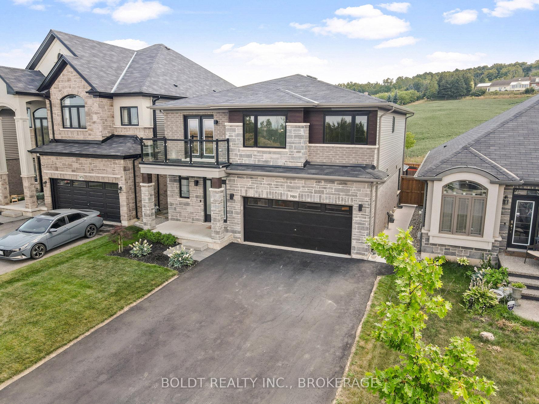 Front of 3980 Highland Park Drive