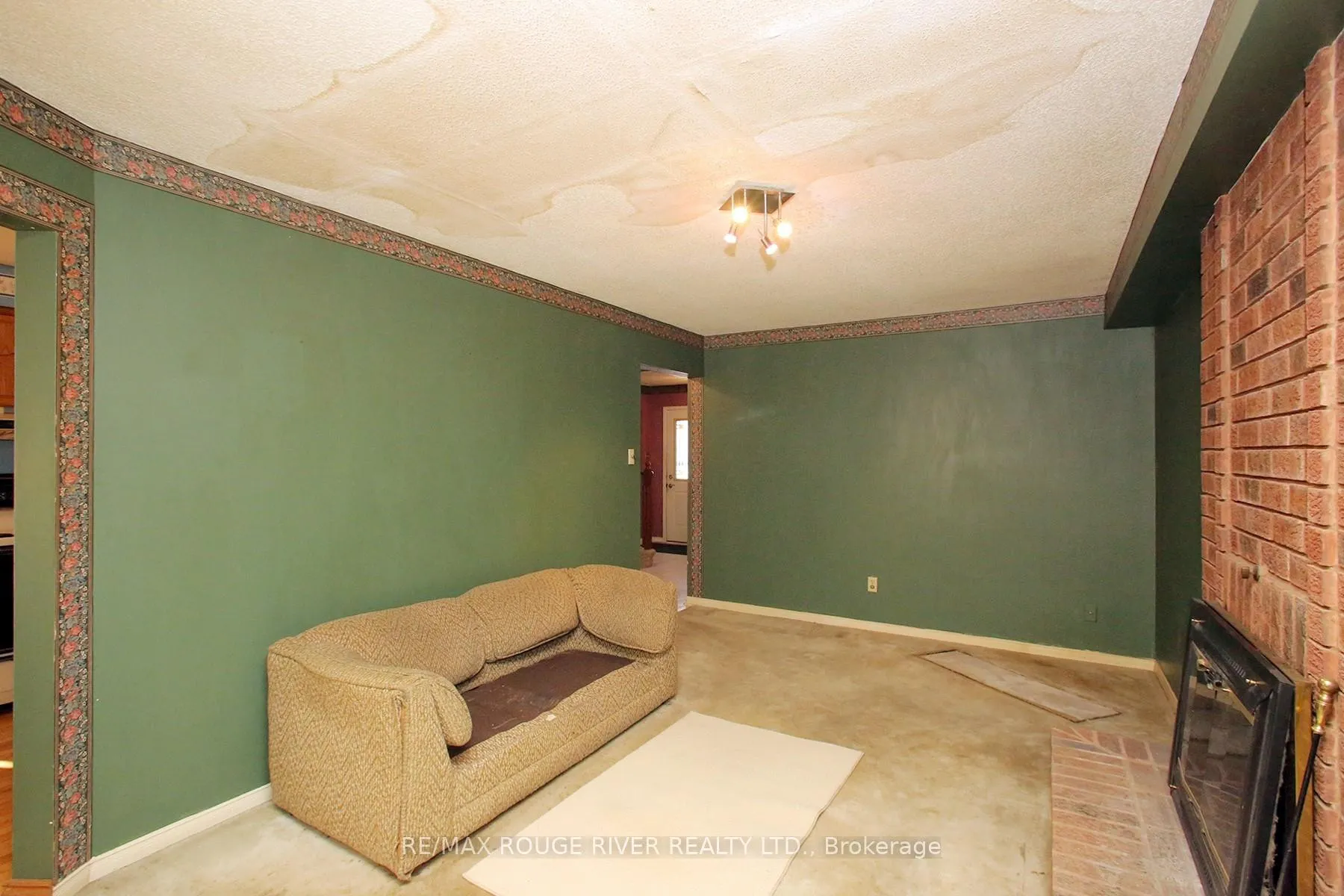 Photo 6 of 66 Jamieson Crescent, Whitby, Rolling Acres — HOMEH