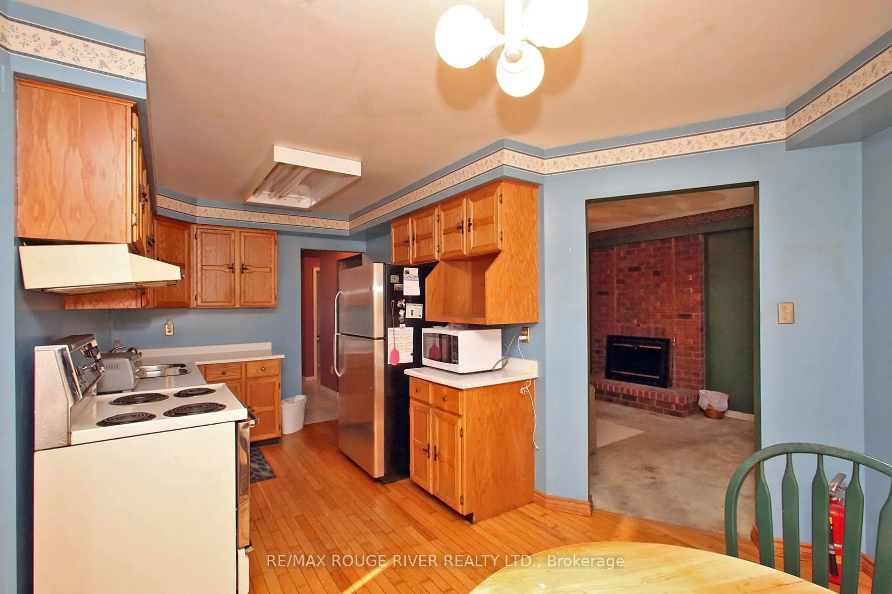 Photo 7 of 66 Jamieson Crescent, Whitby, Rolling Acres — HOMEH