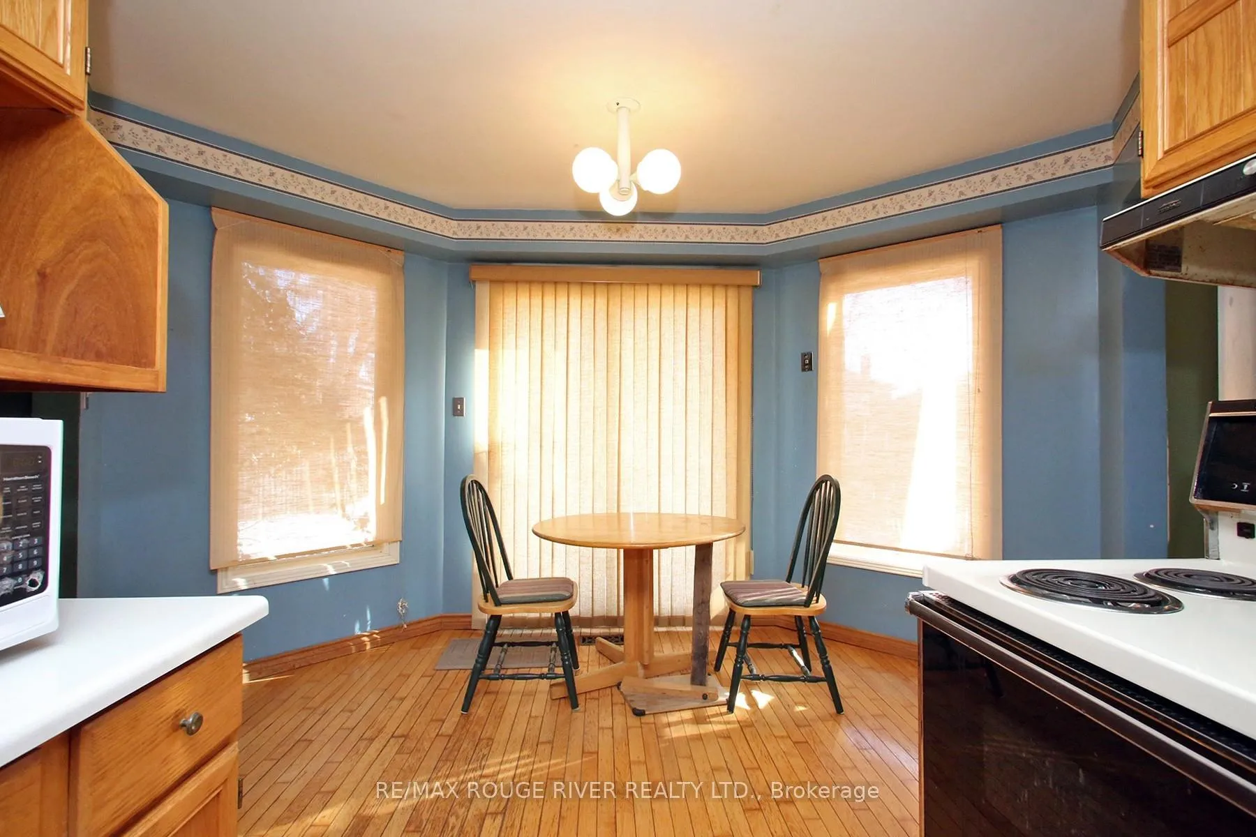 Photo 9 of 66 Jamieson Crescent, Whitby, Rolling Acres — HOMEH