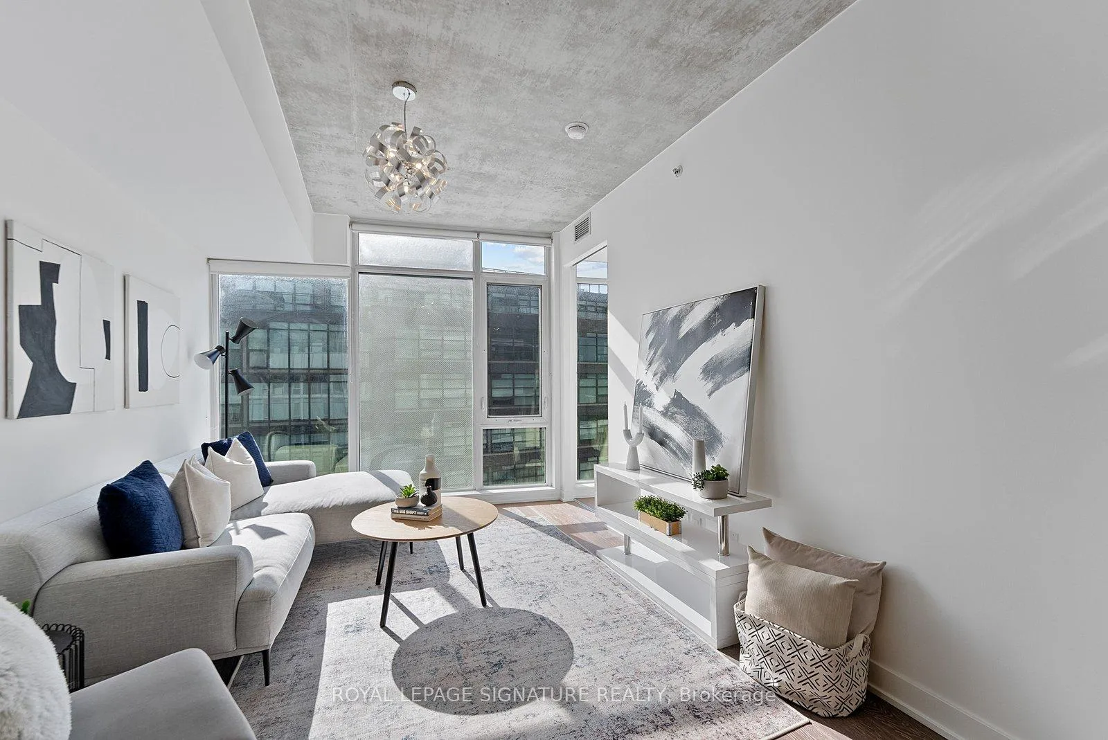 Photo 9 of Unit 810, 1190 Dundas Street E, Toronto, South Riverdale — HOMEH