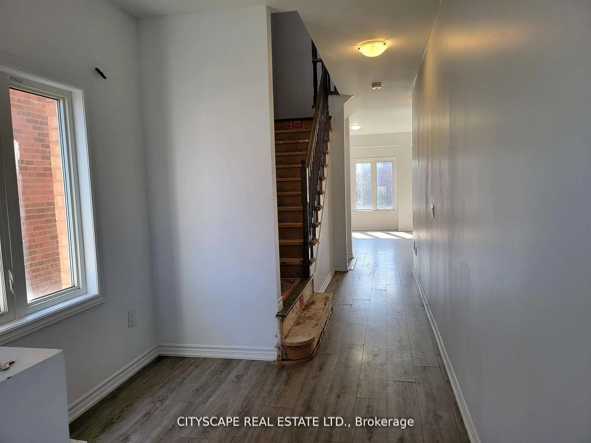 Photo 8 of 228 Ridley Crescent, Southgate — HOMEH