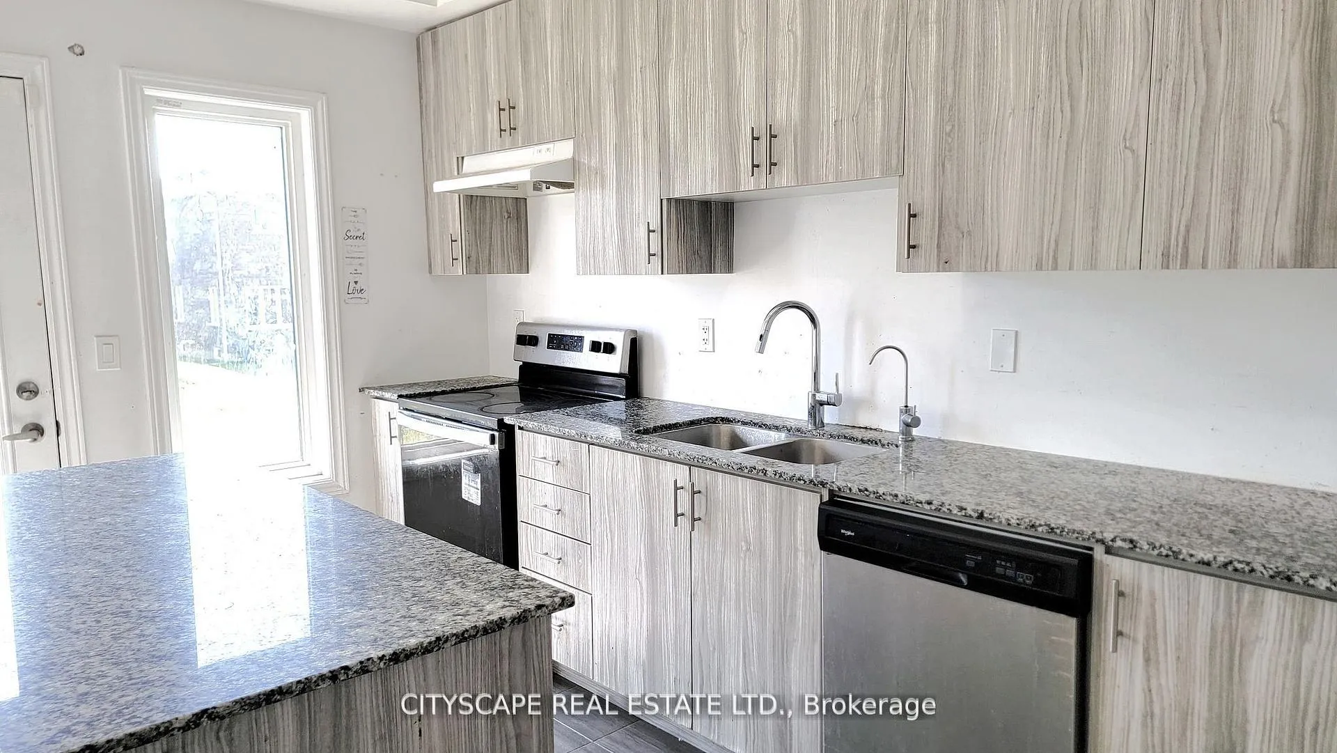 Photo 15 of 228 Ridley Crescent, Southgate — HOMEH