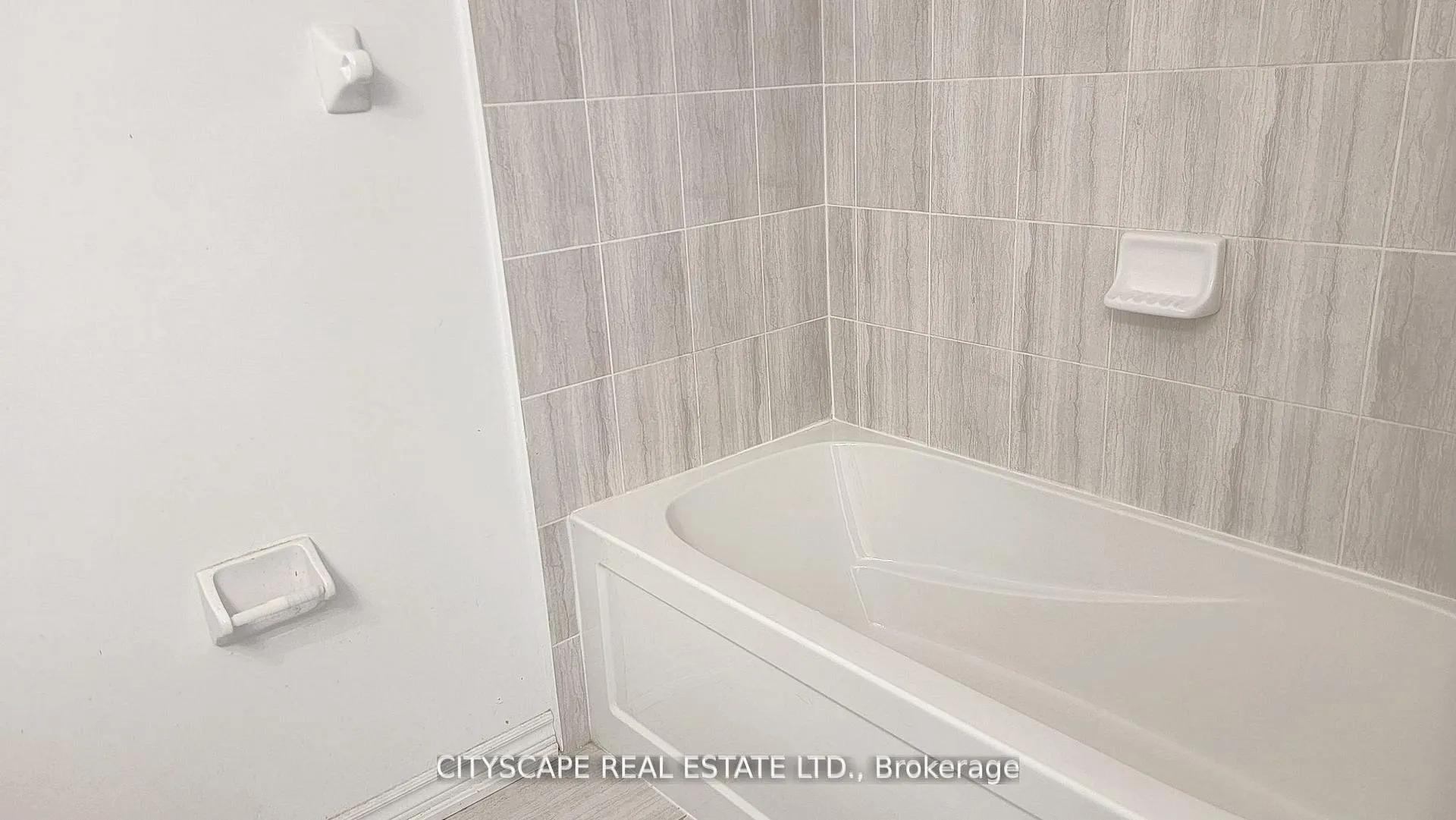 Photo 36 of 228 Ridley Crescent, Southgate — HOMEH