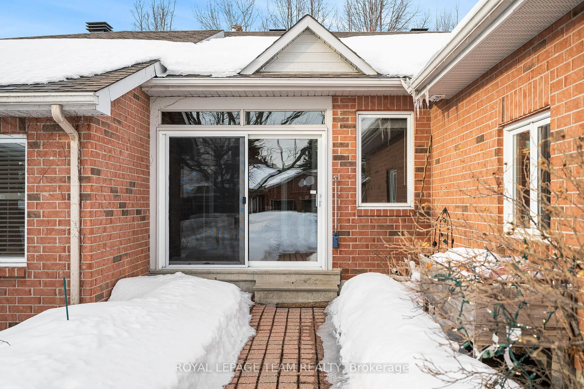 Photo 3 of 10 Quinterra Court, Ottawa, Quinterra — HOMEH