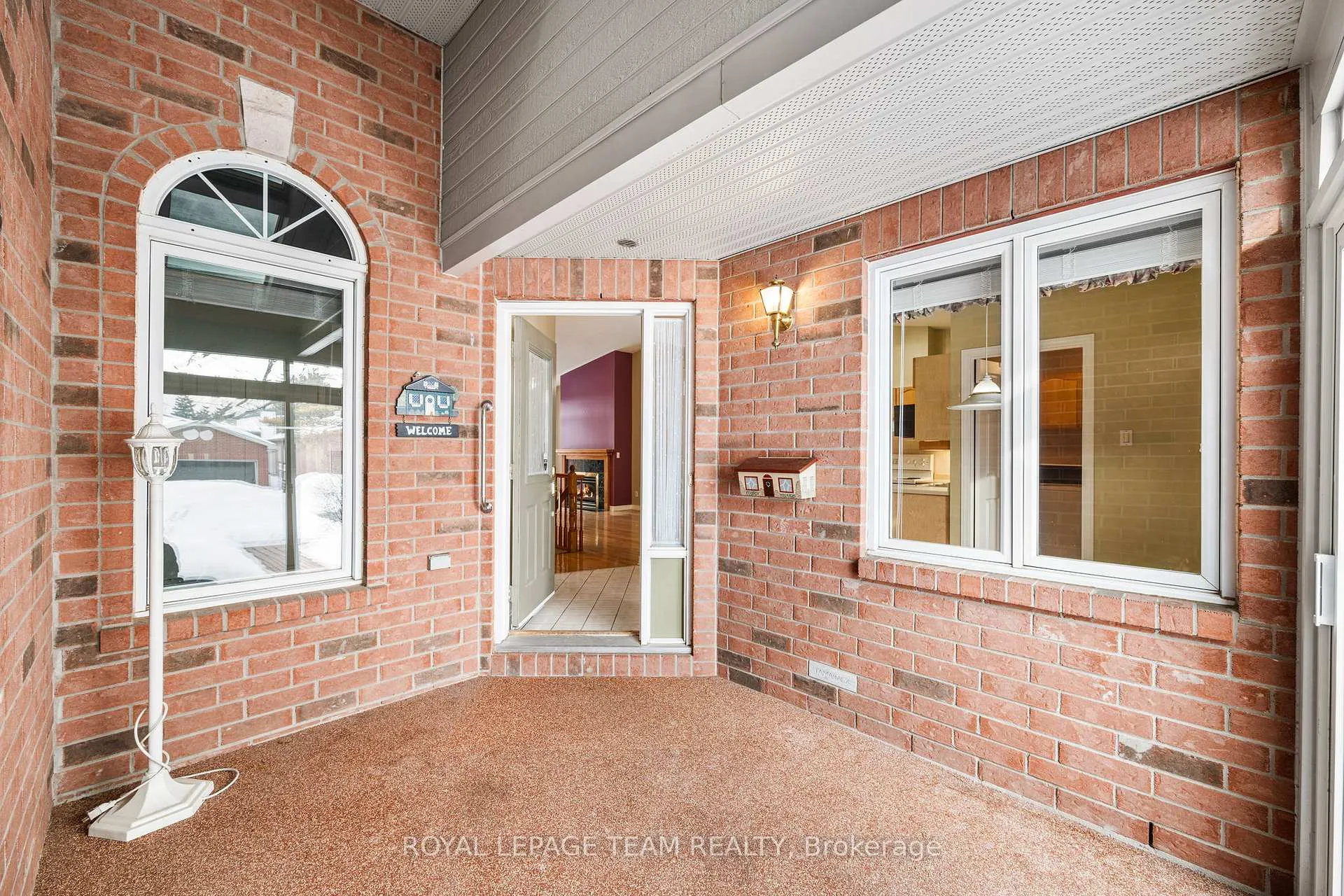 Photo 4 of 10 Quinterra Court, Ottawa, Quinterra — HOMEH