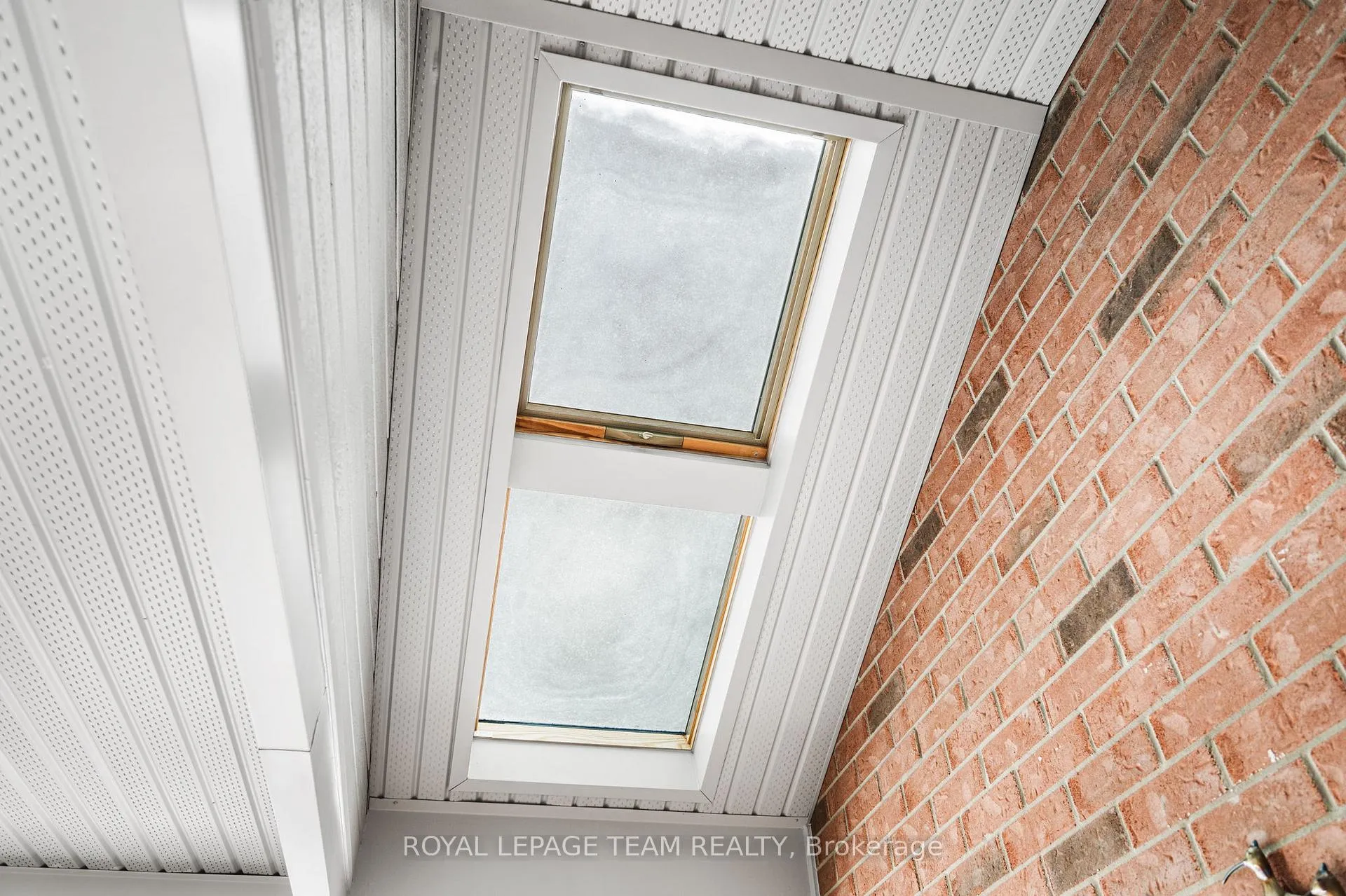 Photo 7 of 10 Quinterra Court, Ottawa, Quinterra — HOMEH