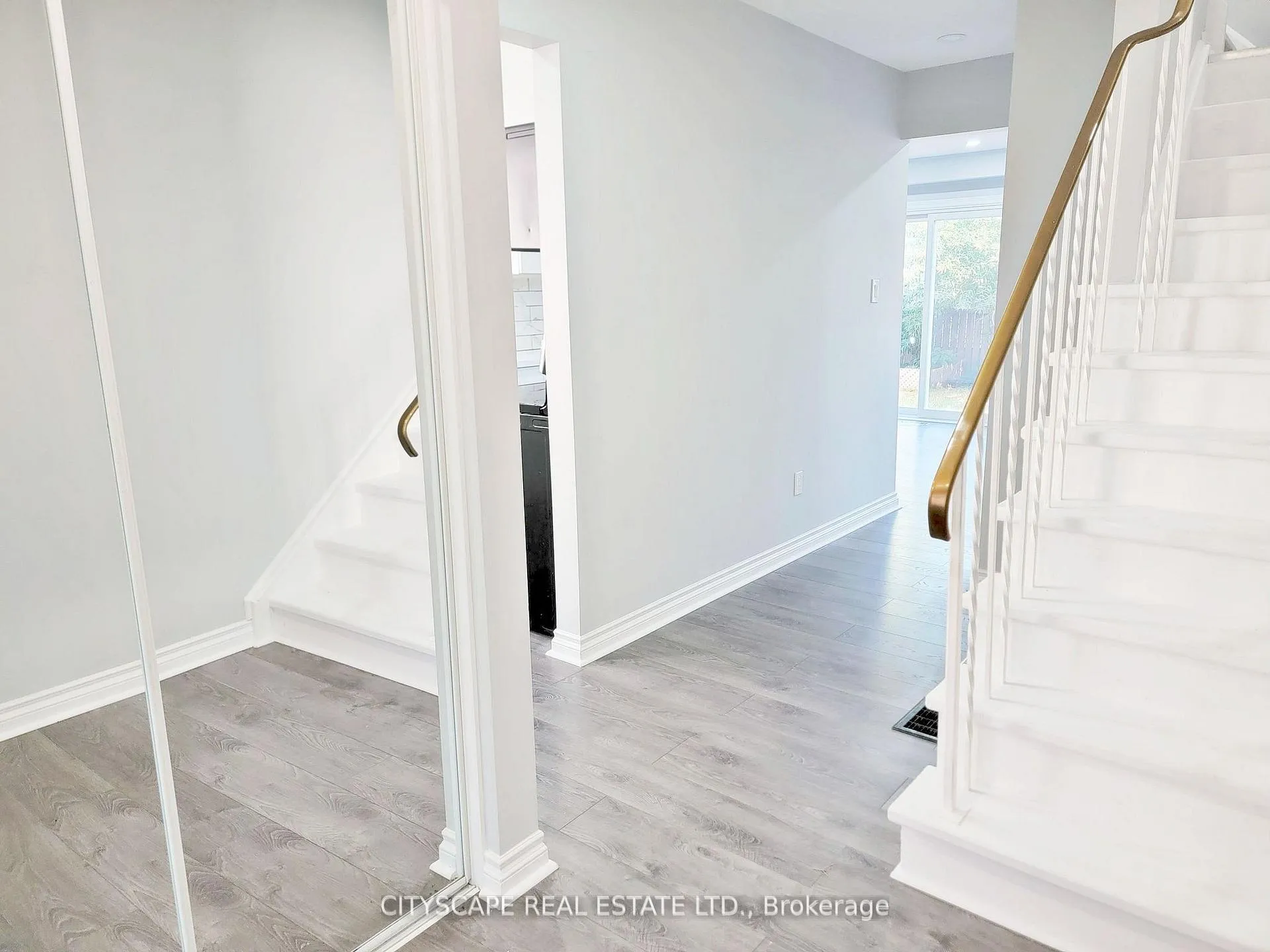 Photo 8 of 15 Hartsfield Drive, Clarington, Courtice — HOMEH