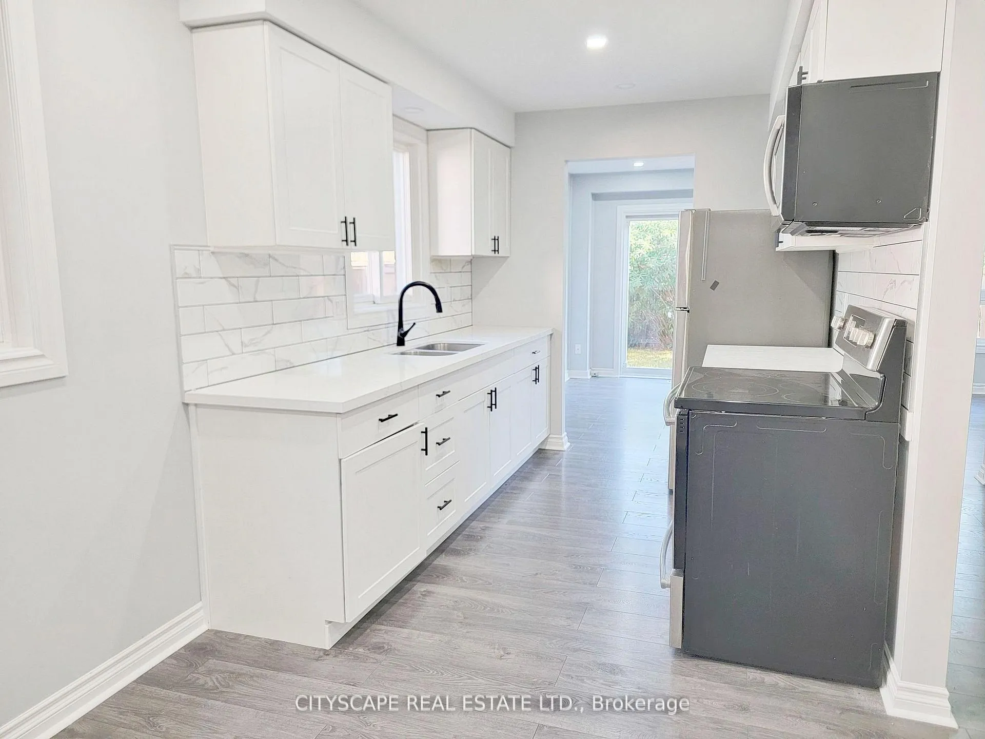Photo 15 of 15 Hartsfield Drive, Clarington, Courtice — HOMEH