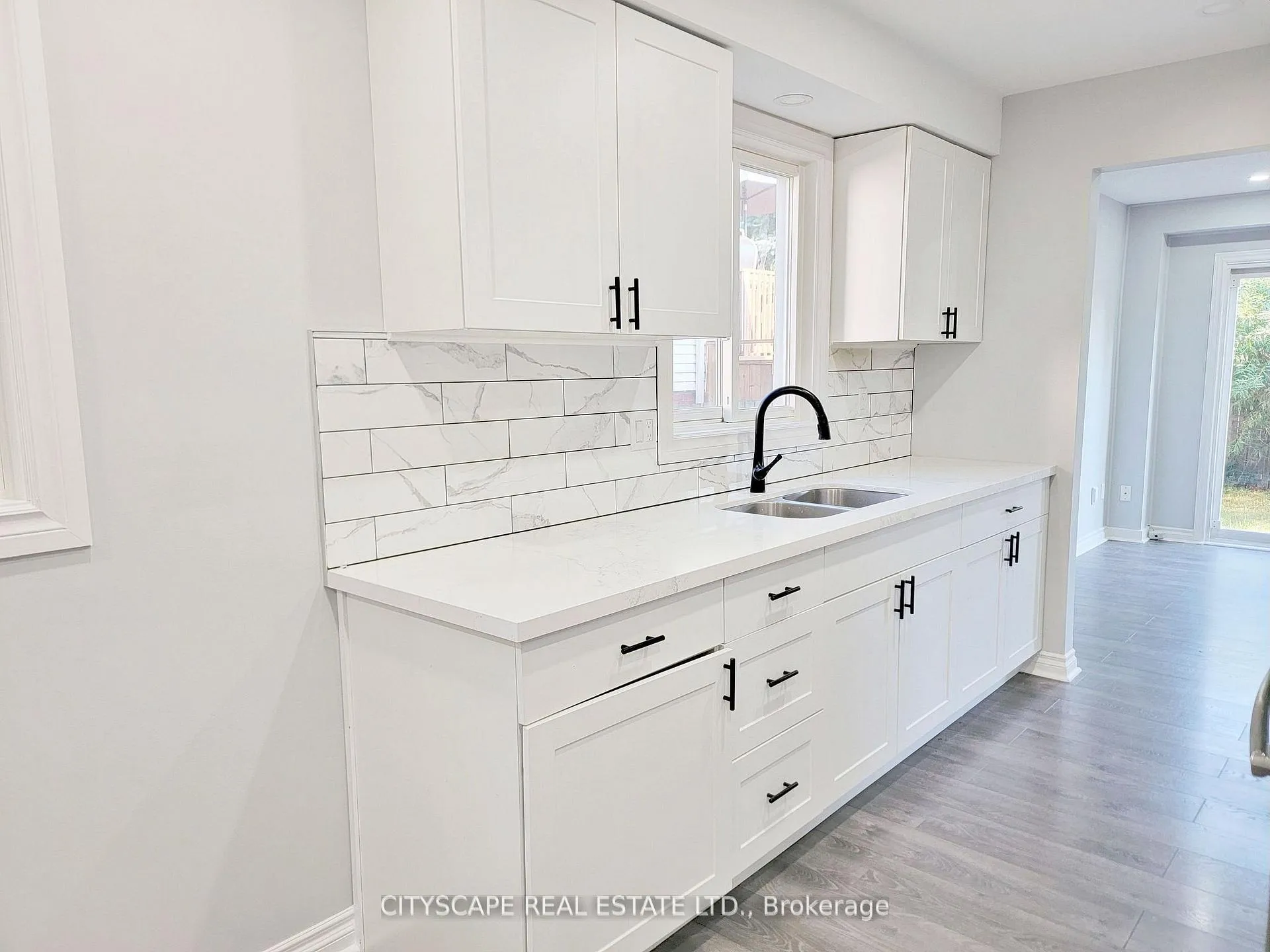Photo 16 of 15 Hartsfield Drive, Clarington, Courtice — HOMEH