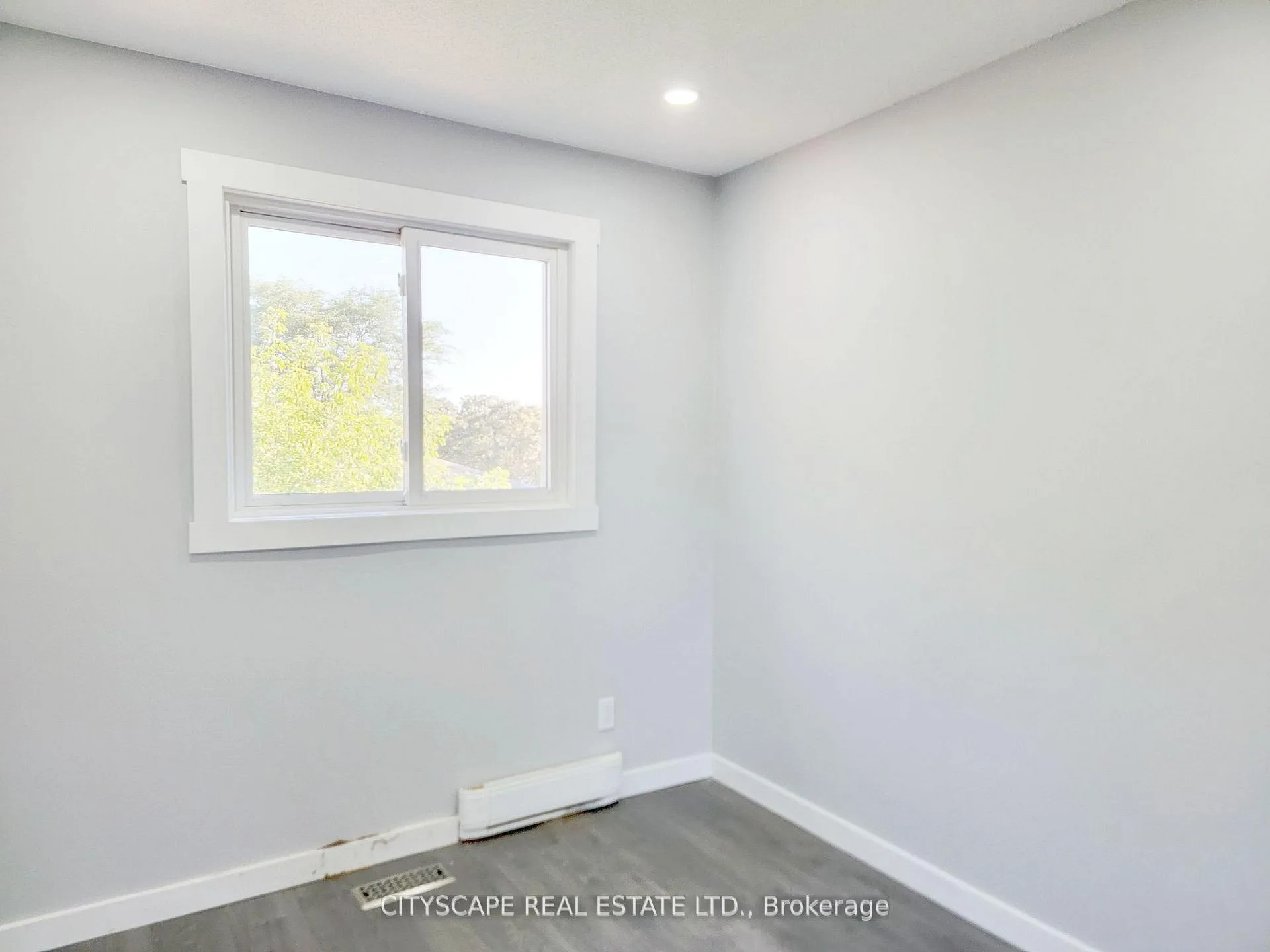 Photo 28 of 15 Hartsfield Drive, Clarington, Courtice — HOMEH
