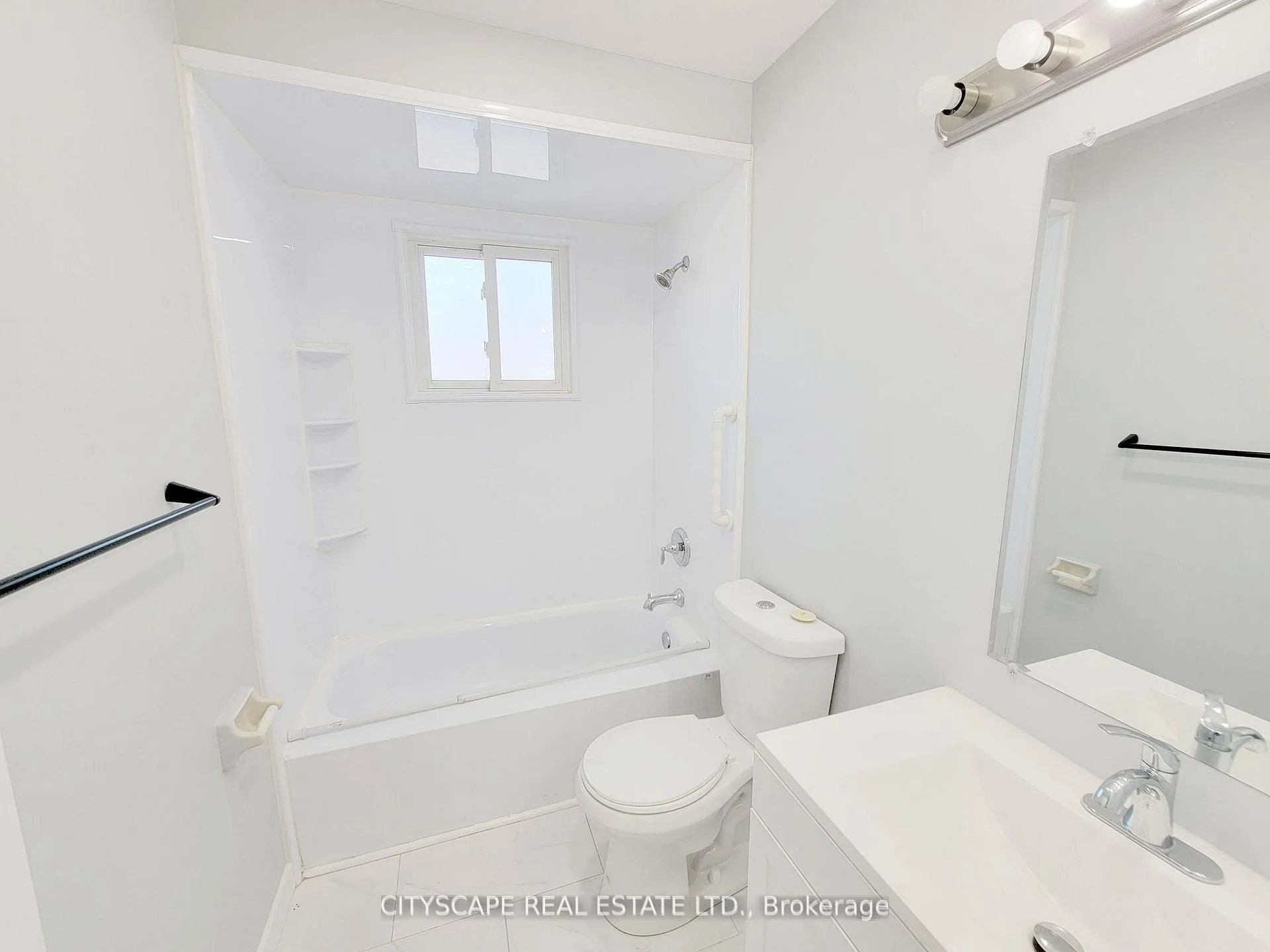 Photo 29 of 15 Hartsfield Drive, Clarington, Courtice — HOMEH