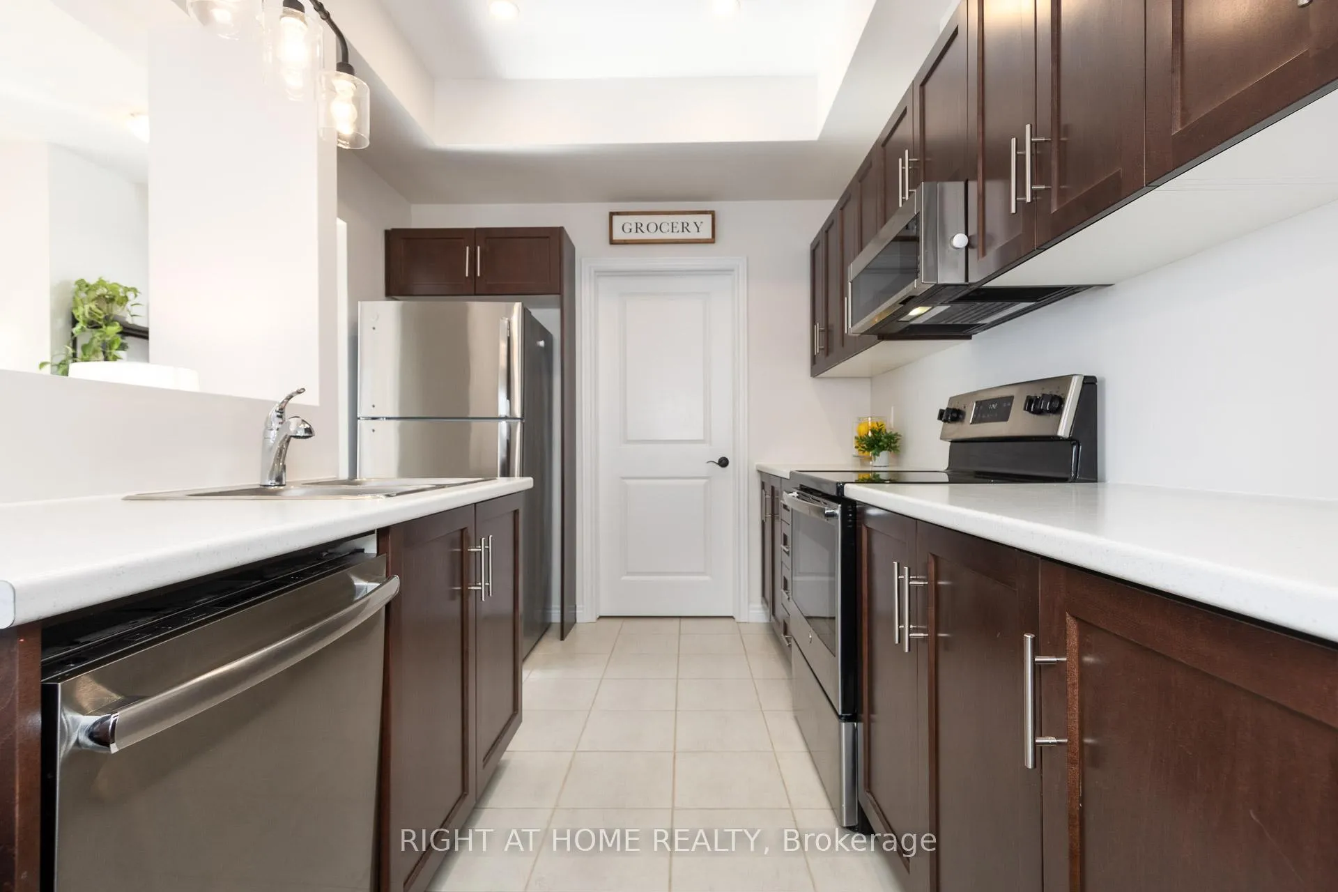 Photo 18 of 21 Marr Lane, Hamilton, Meadowlands — HOMEH