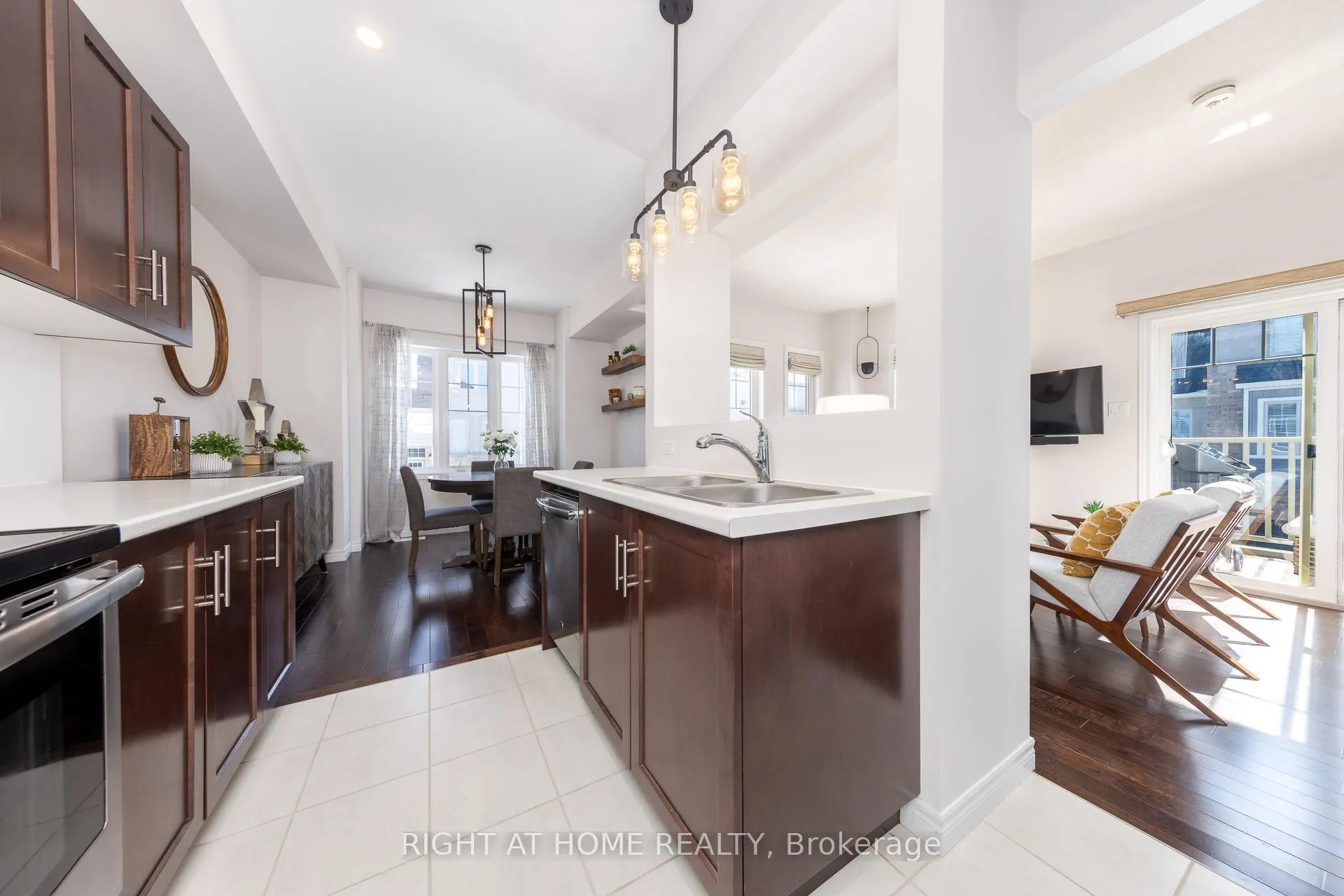 Photo 20 of 21 Marr Lane, Hamilton, Meadowlands — HOMEH