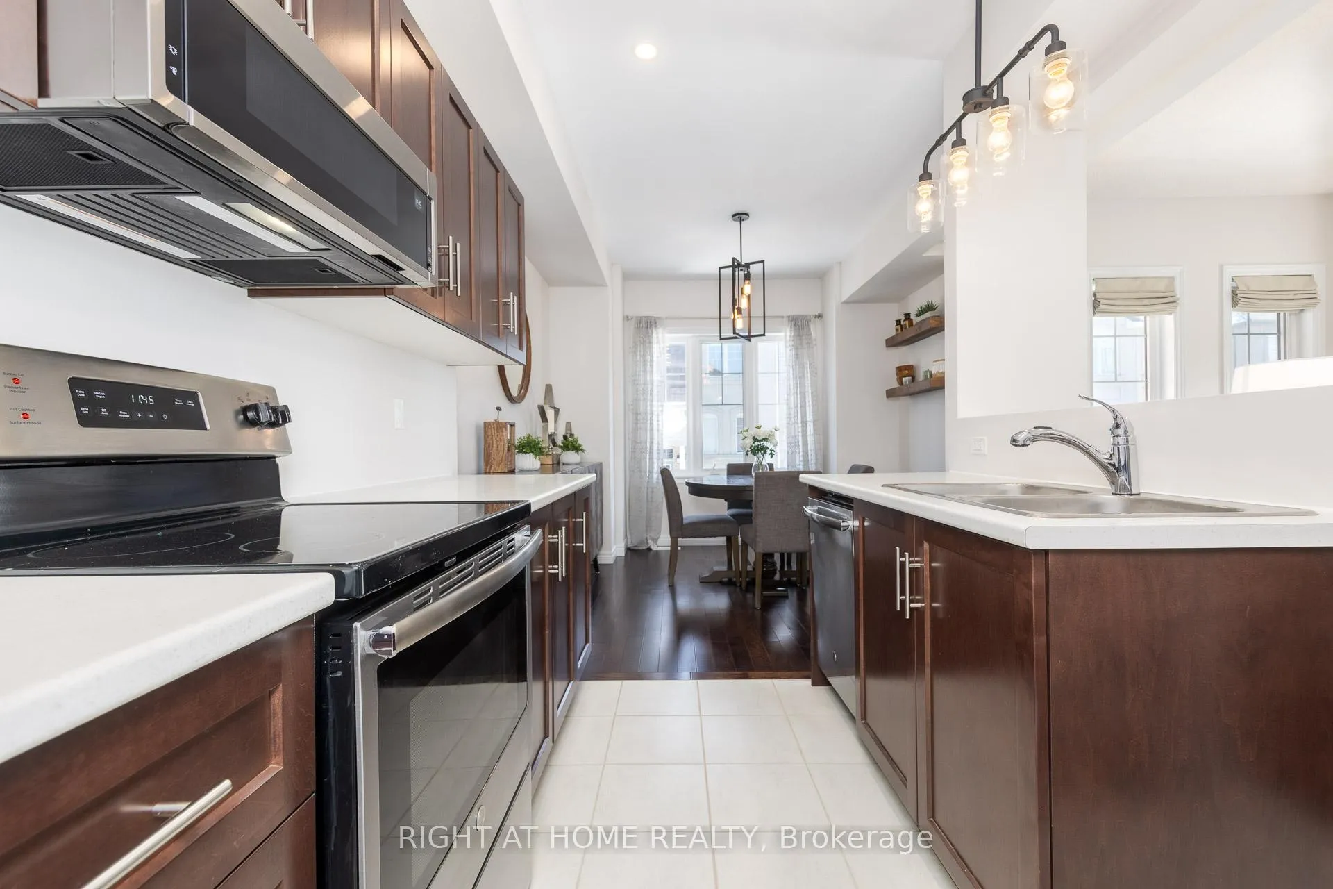 Photo 21 of 21 Marr Lane, Hamilton, Meadowlands — HOMEH