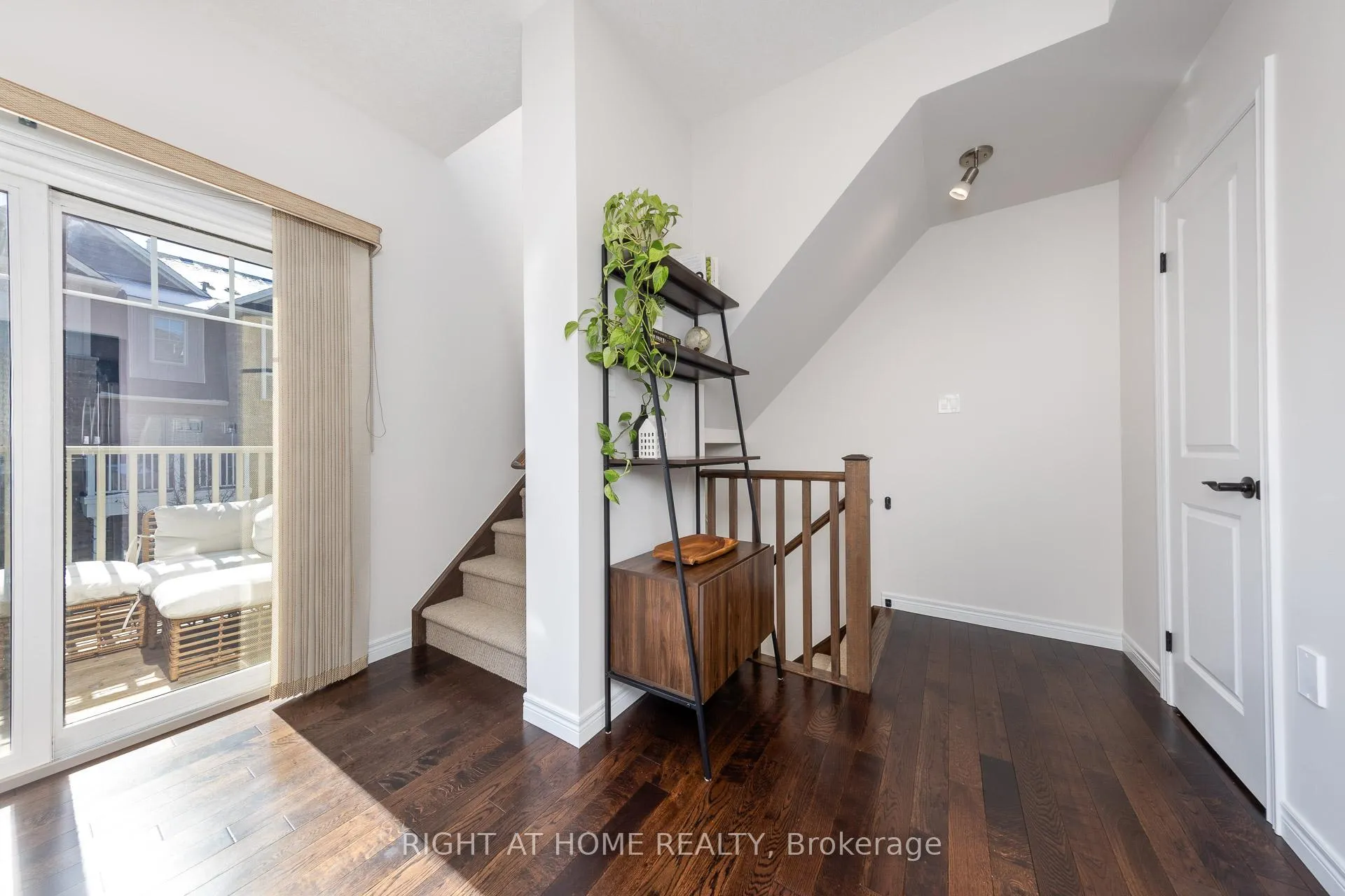 Photo 24 of 21 Marr Lane, Hamilton, Meadowlands — HOMEH