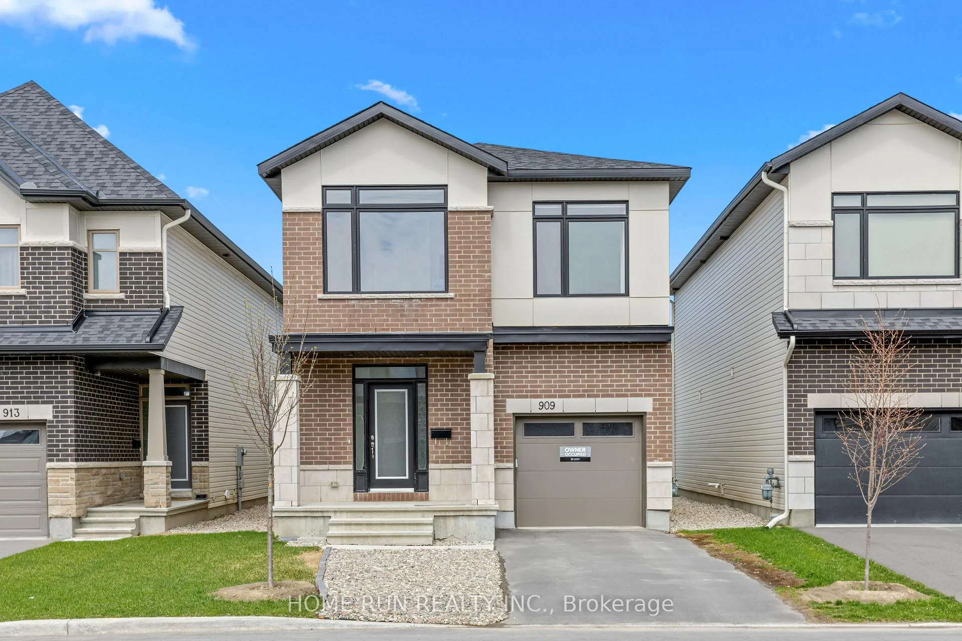 Photo 1 of 909 Beckton Heights, Ottawa, Stittsville (South) — HOMEH
