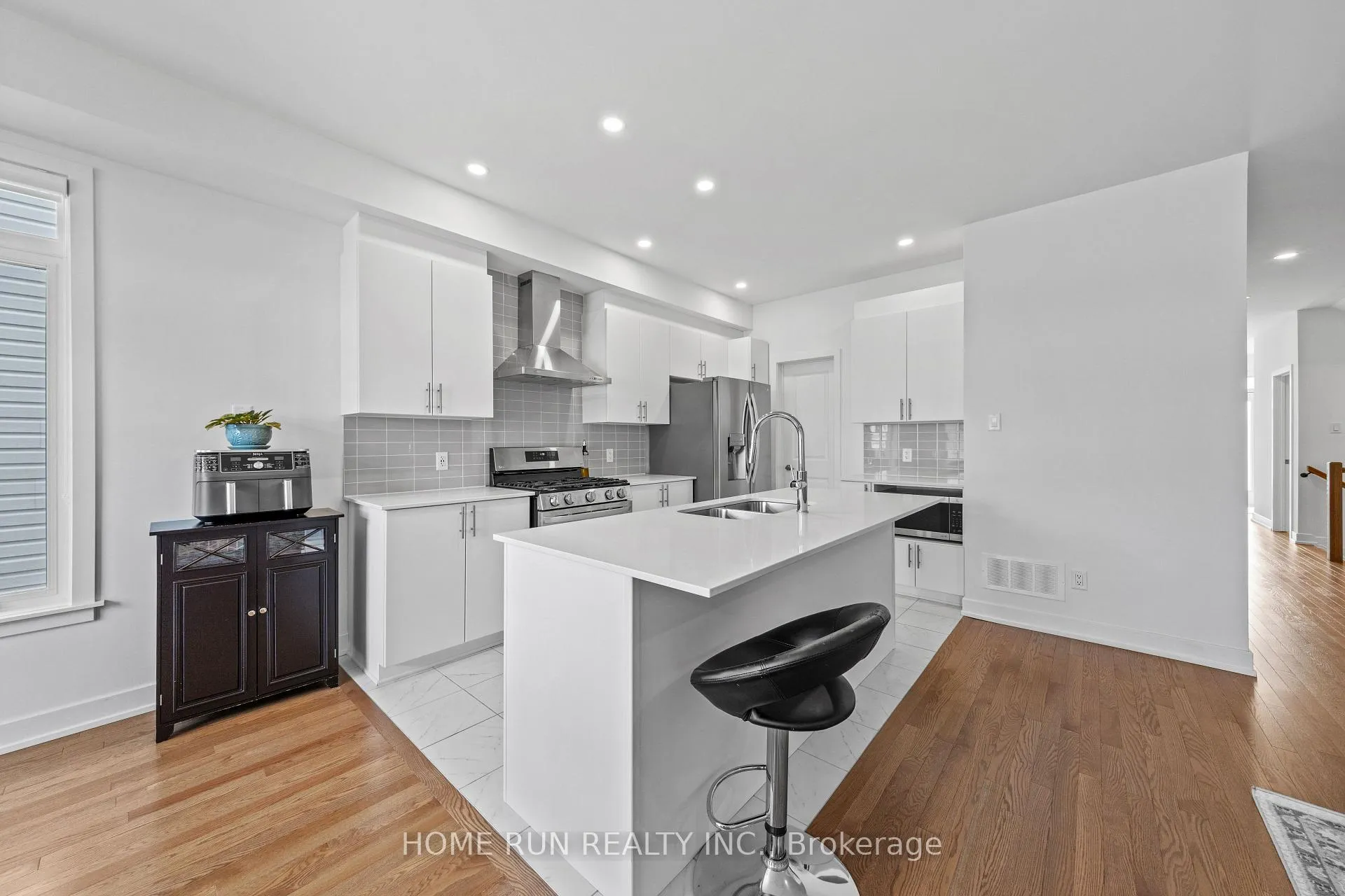 Photo 17 of 909 Beckton Heights, Ottawa, Stittsville (South) — HOMEH