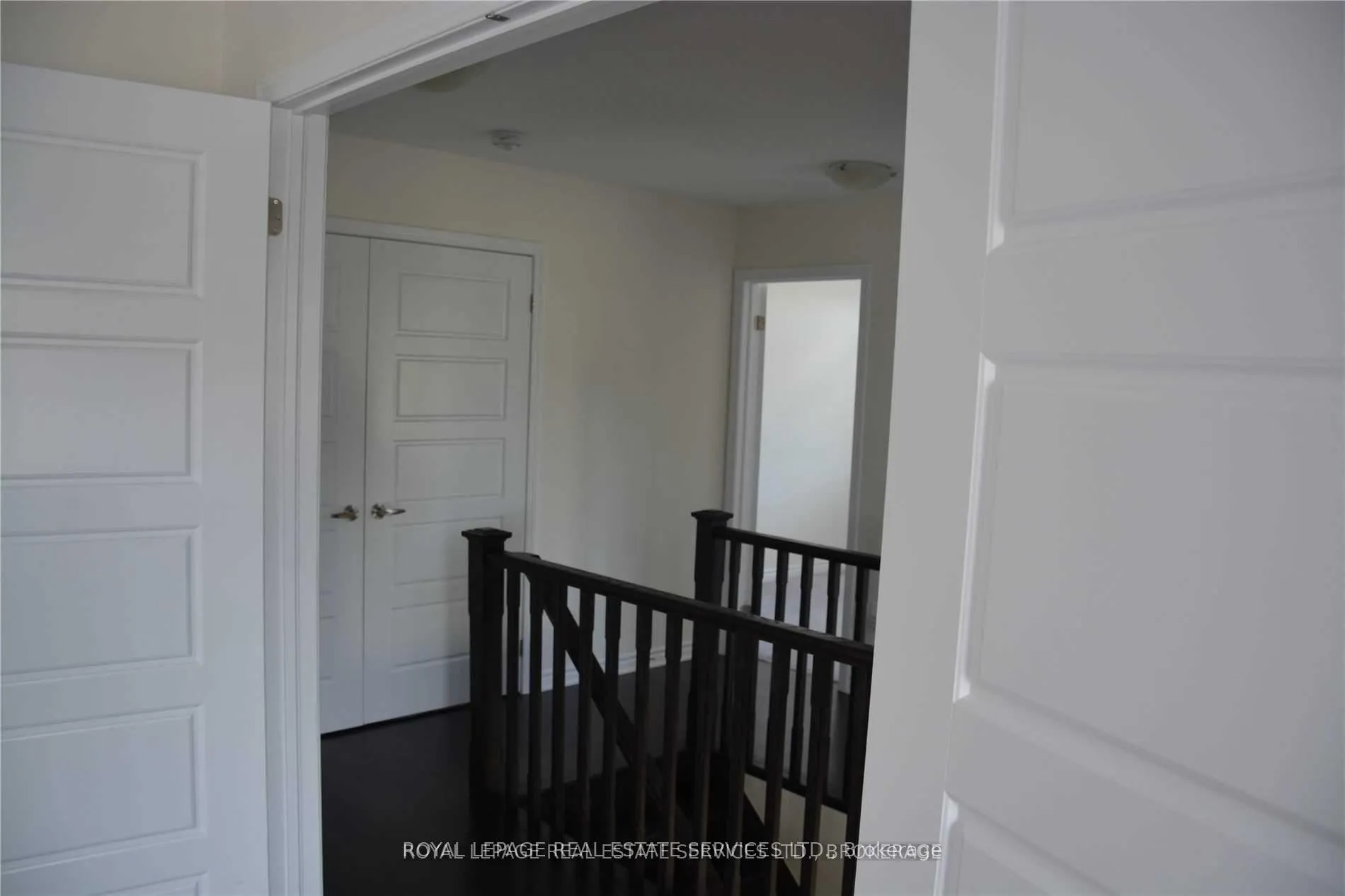 Photo 14 of 98 Mcmonies Drive, Hamilton, Waterdown — HOMEH